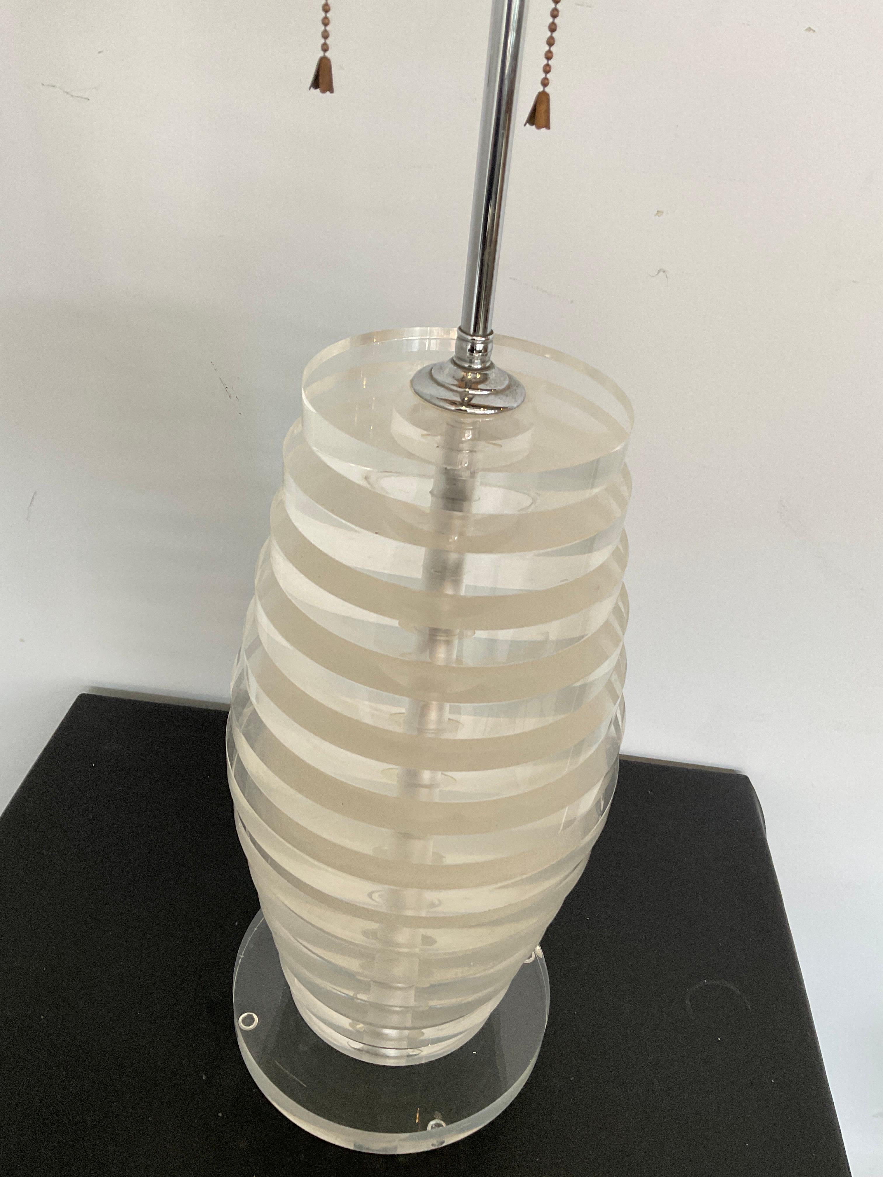 1970s Stacked Lucite Lamp For Sale 3