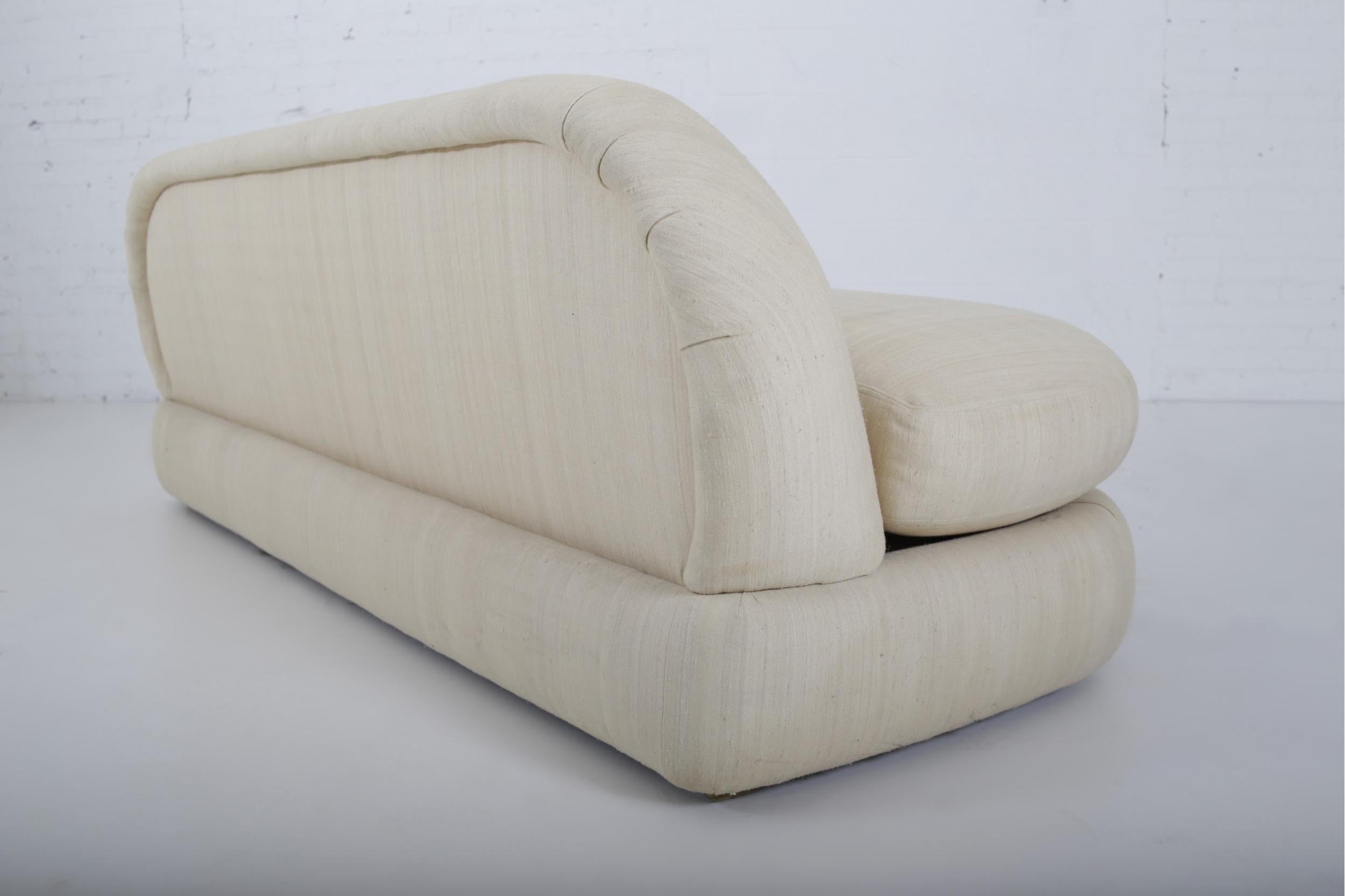 1970s Stacked Pouf Slipper Sofa In Good Condition In Chicago, IL