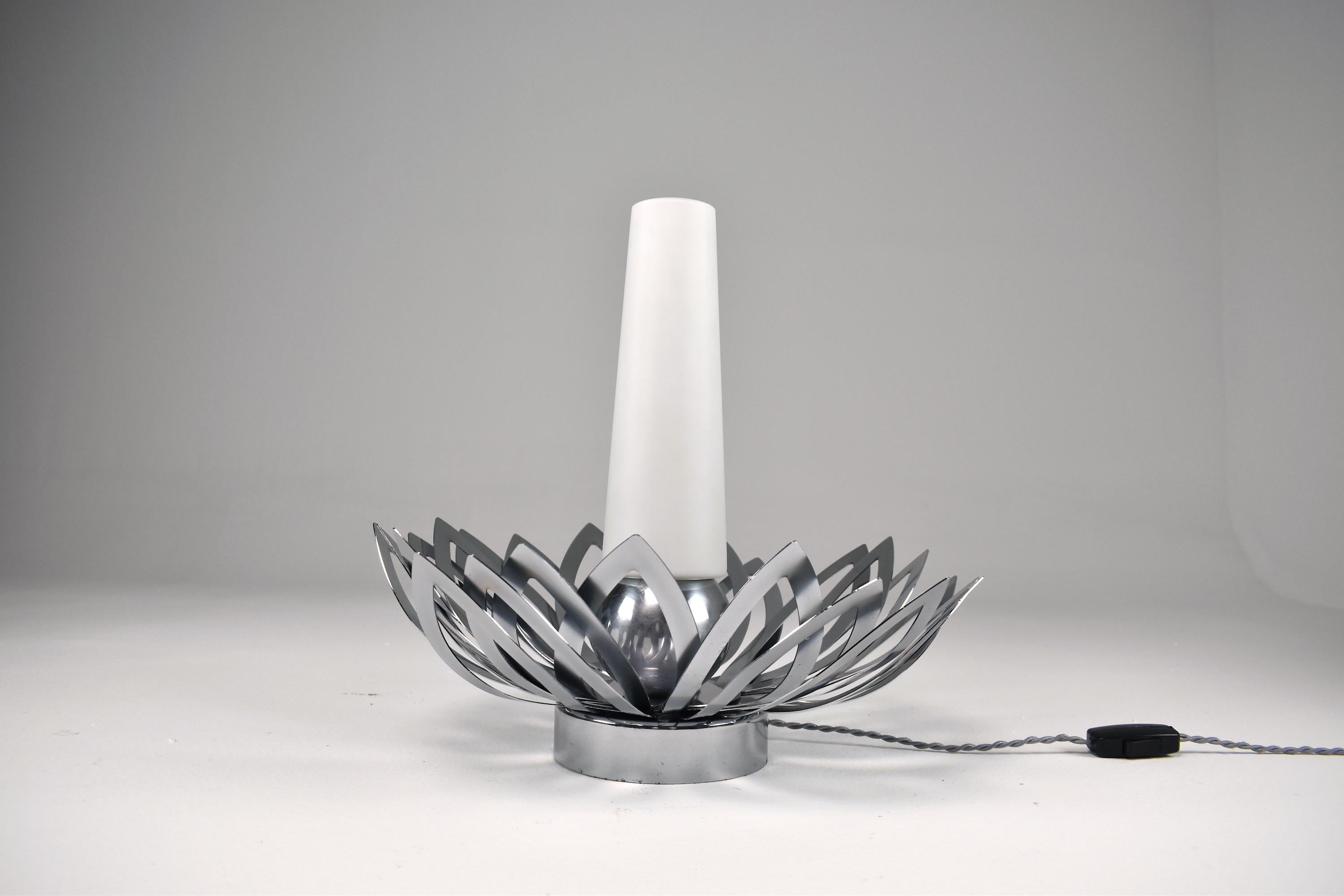 20th Century 1970's Stainless Steel Flower Lamp by Jacqueline Trocmé For Sale