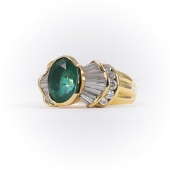 1970s Statement Vintage Emerald 18 Karat Gold Ring