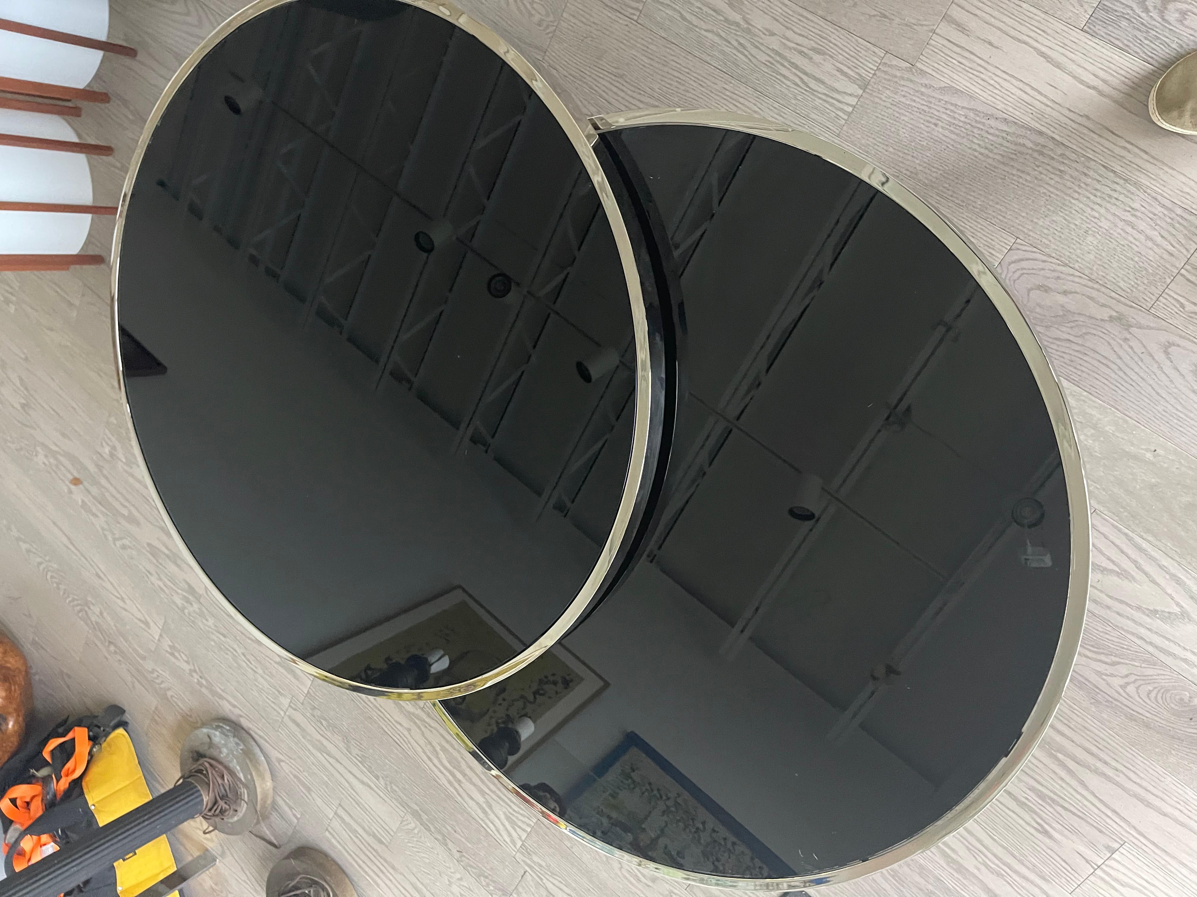 1970’s Steel Swivel Coffee Table In Good Condition For Sale In Miami, FL