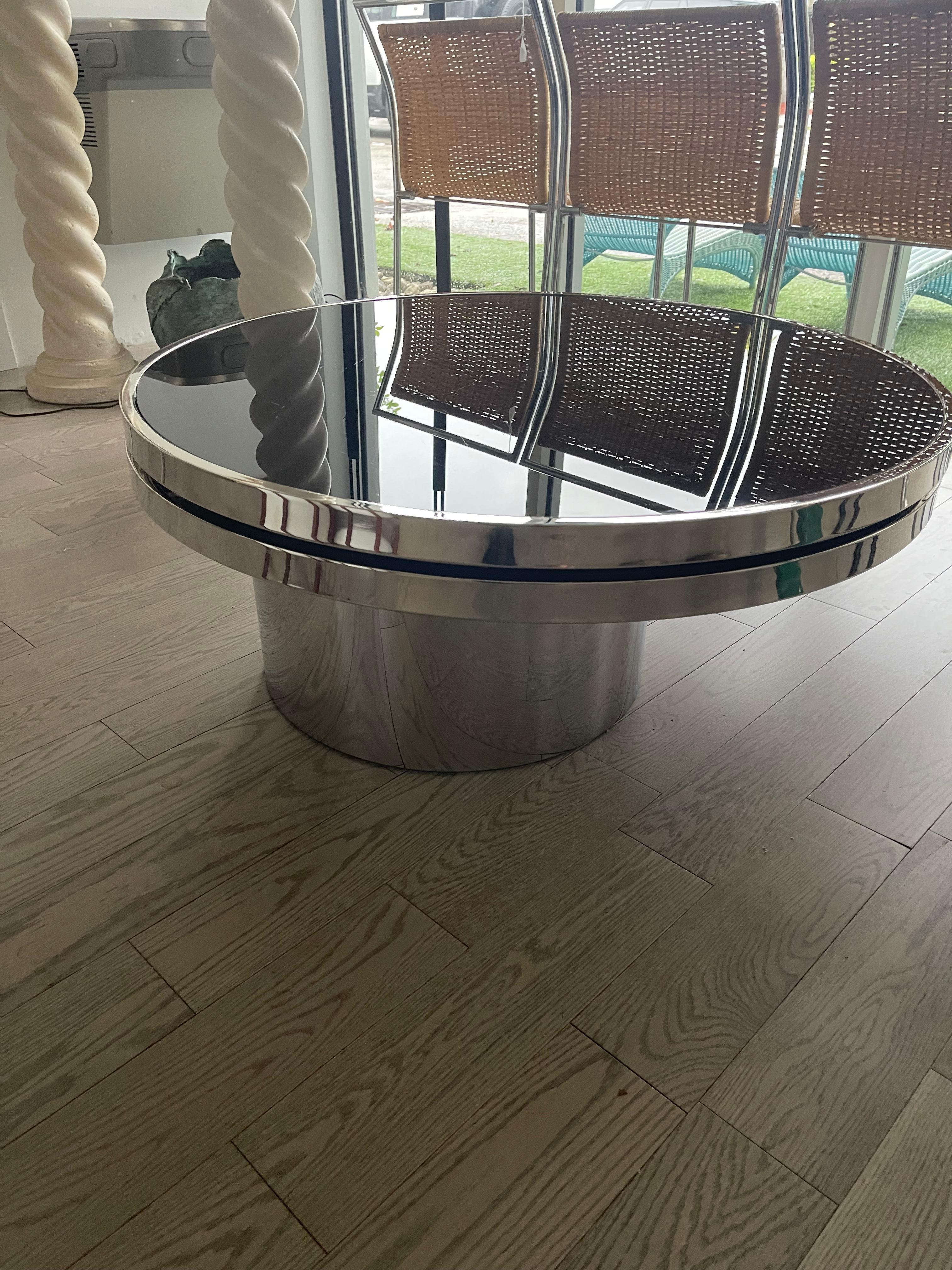 1970’s Steel Swivel Coffee Table For Sale 4
