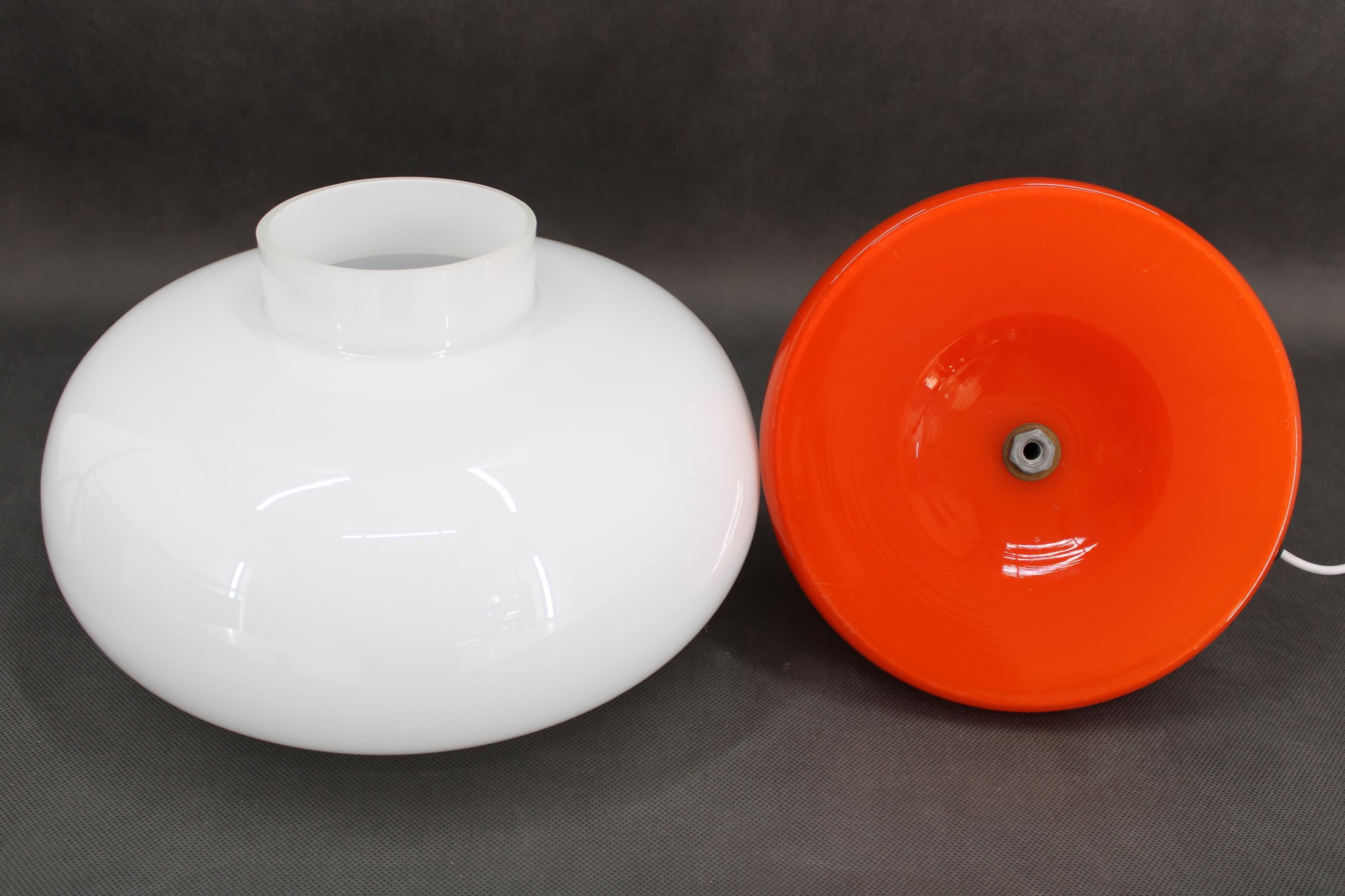 Late 20th Century 1970s Stepan Tabery Glass Mushroom Table Lamp, Czechoslovakia For Sale