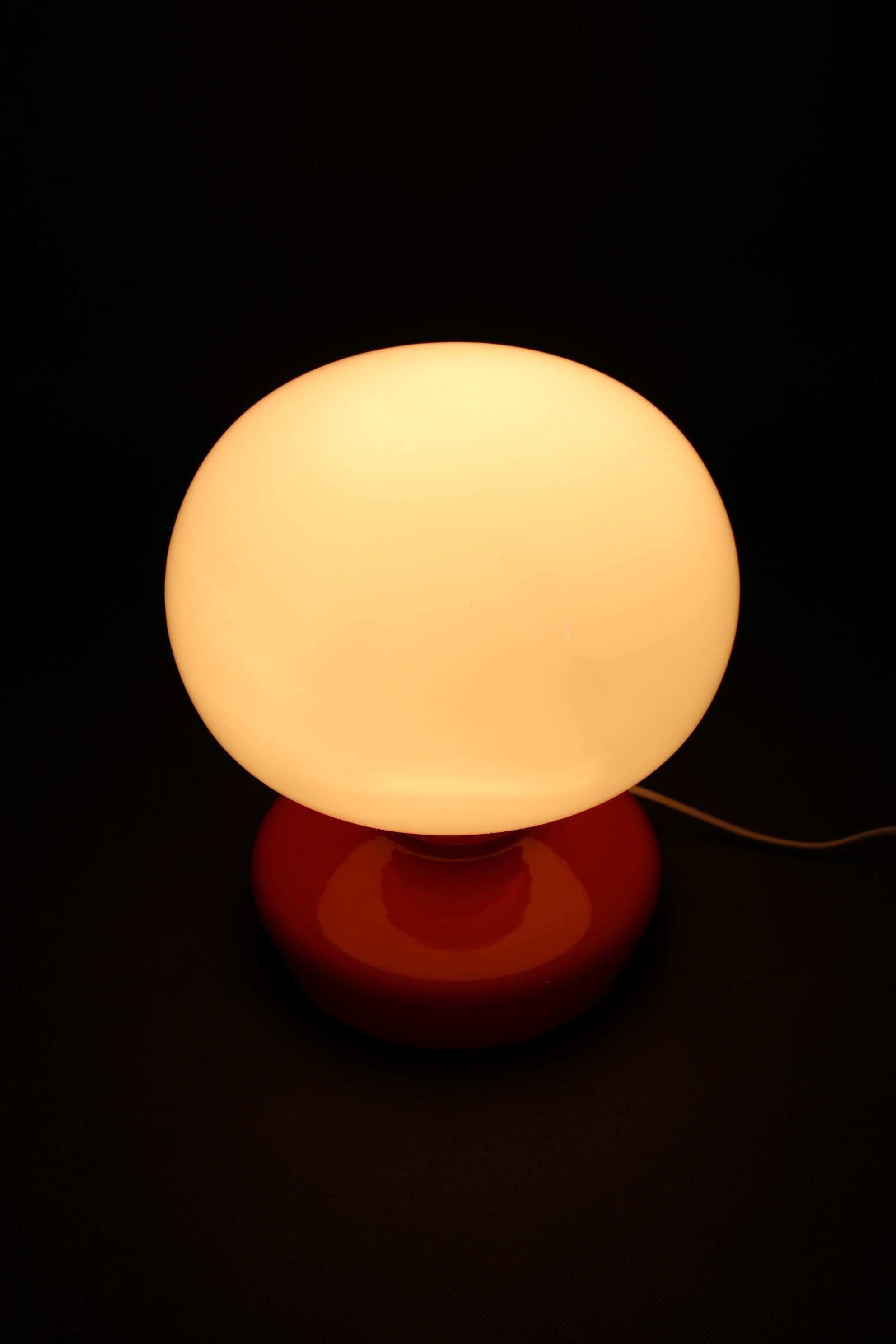1970er Stepan Tabery Opalglas  Tischlampe, Tschechoslowakei im Angebot 2