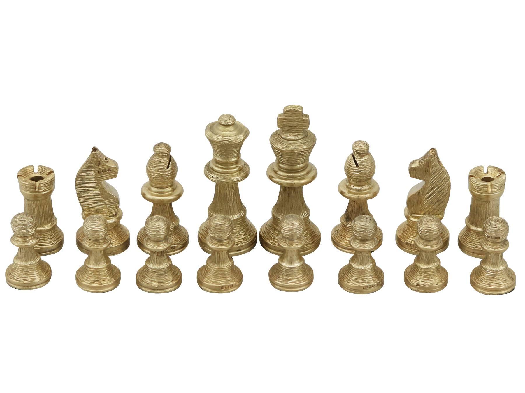 An exceptional, fine and impressive vintage Elizabeth II sterling silver and silver gilt chess set; an addition to our diverse ornamental silverware collection

This exceptional vintage cast sterling silver chess set is comprised of 32 chess