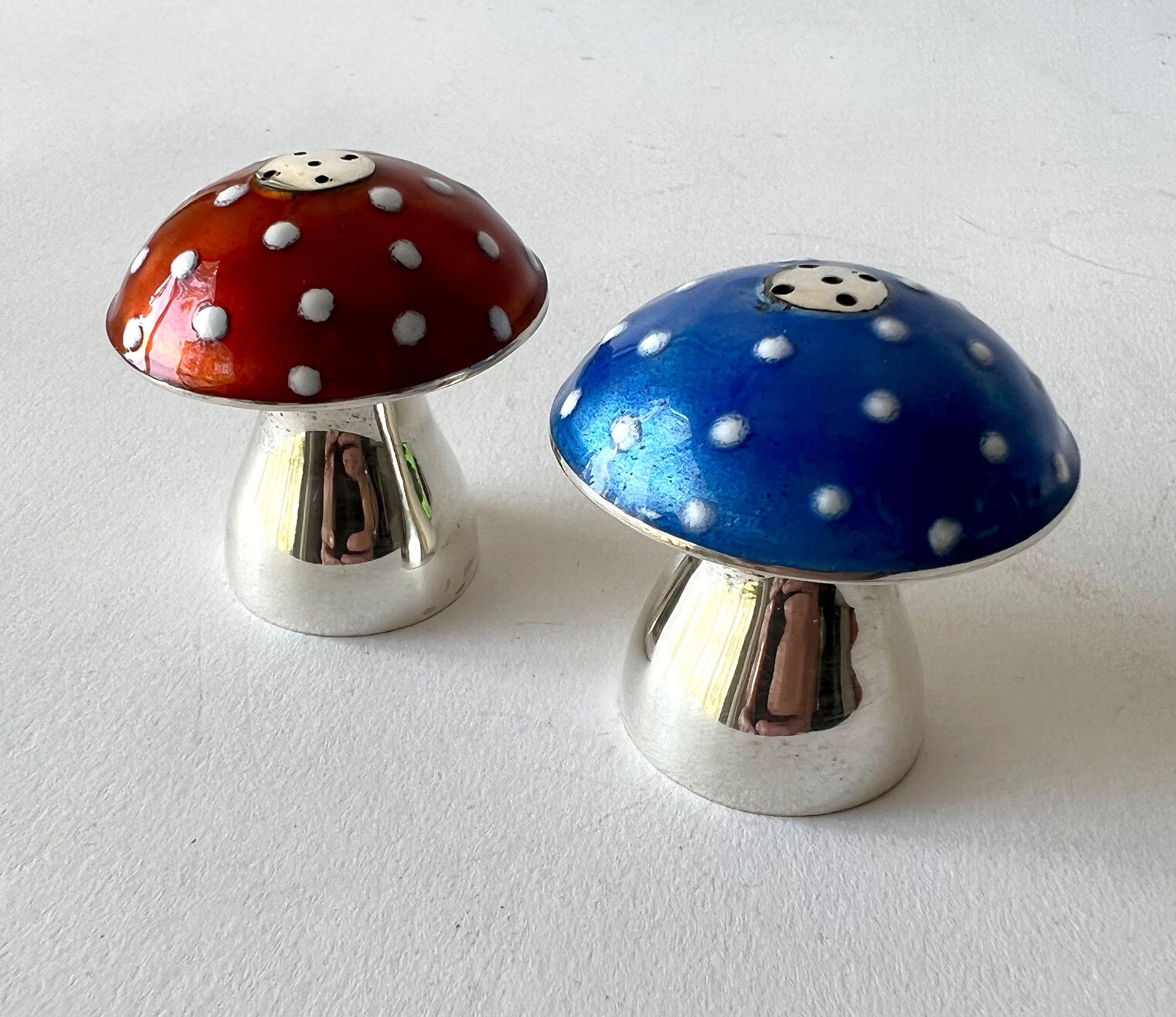 Mexican modern sterling silver and enamel mushroom salt and pepper shakers, unknown maker. Mushrooms measure 2
