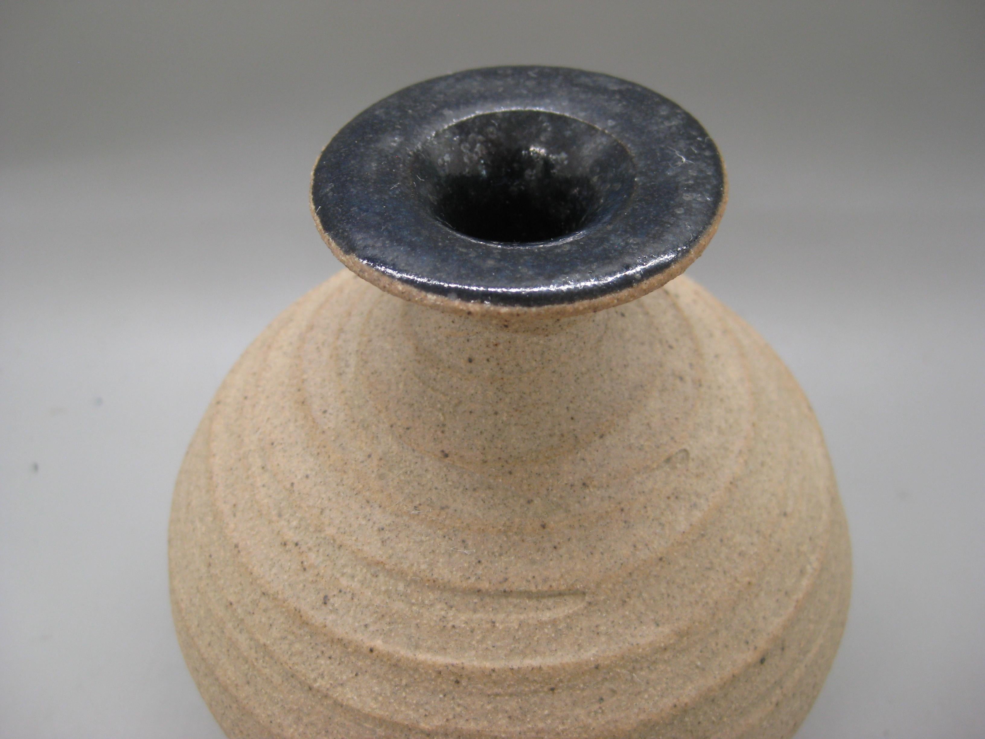 Fatto a mano Vaso di erbacce in gres di Steve Dominguez California San Diego Studio Pottery, anni '70 in vendita