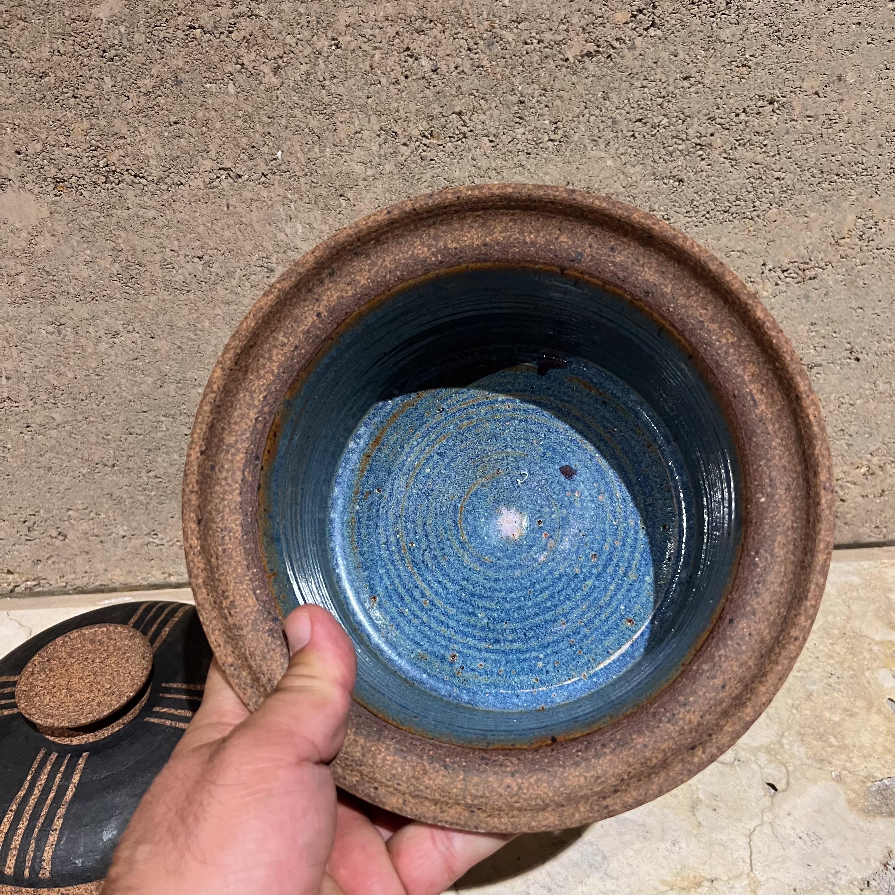 Poteries 1970 Modernist Stoneware Art Pottery Casserole Poterie en vente