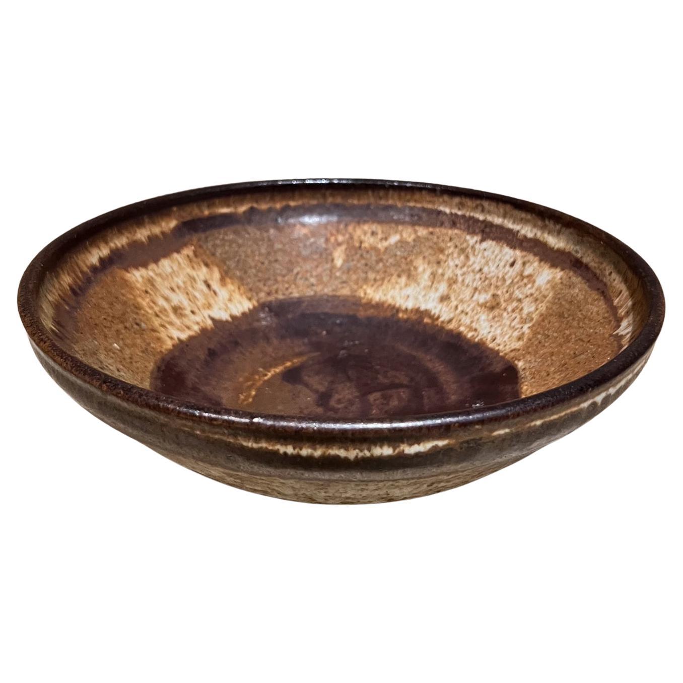 Bol de service moderniste Studio Art Pottery des années 1970