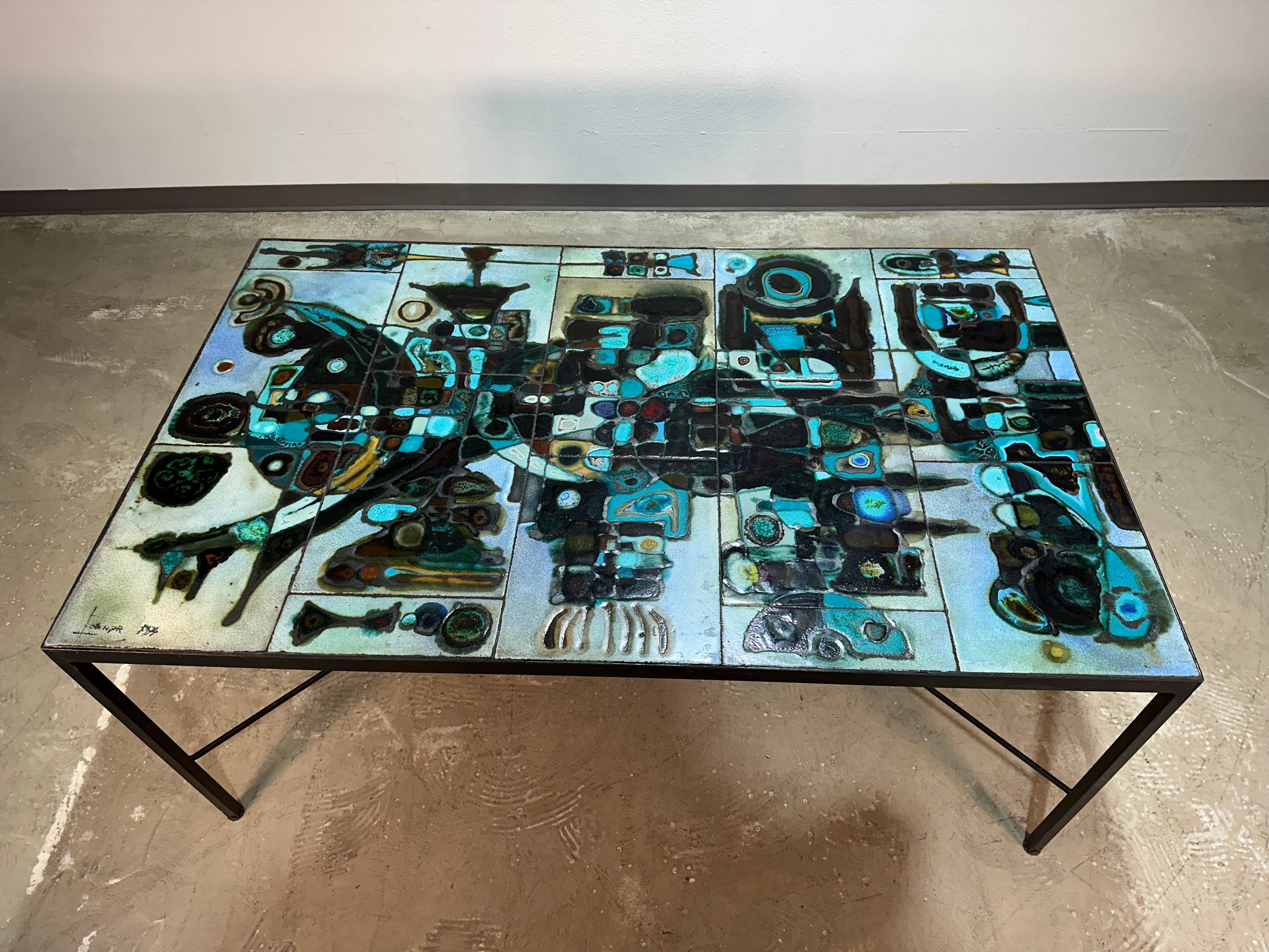 Vernissé Table de salle à manger en céramique et fer de Studio 1970 en vente