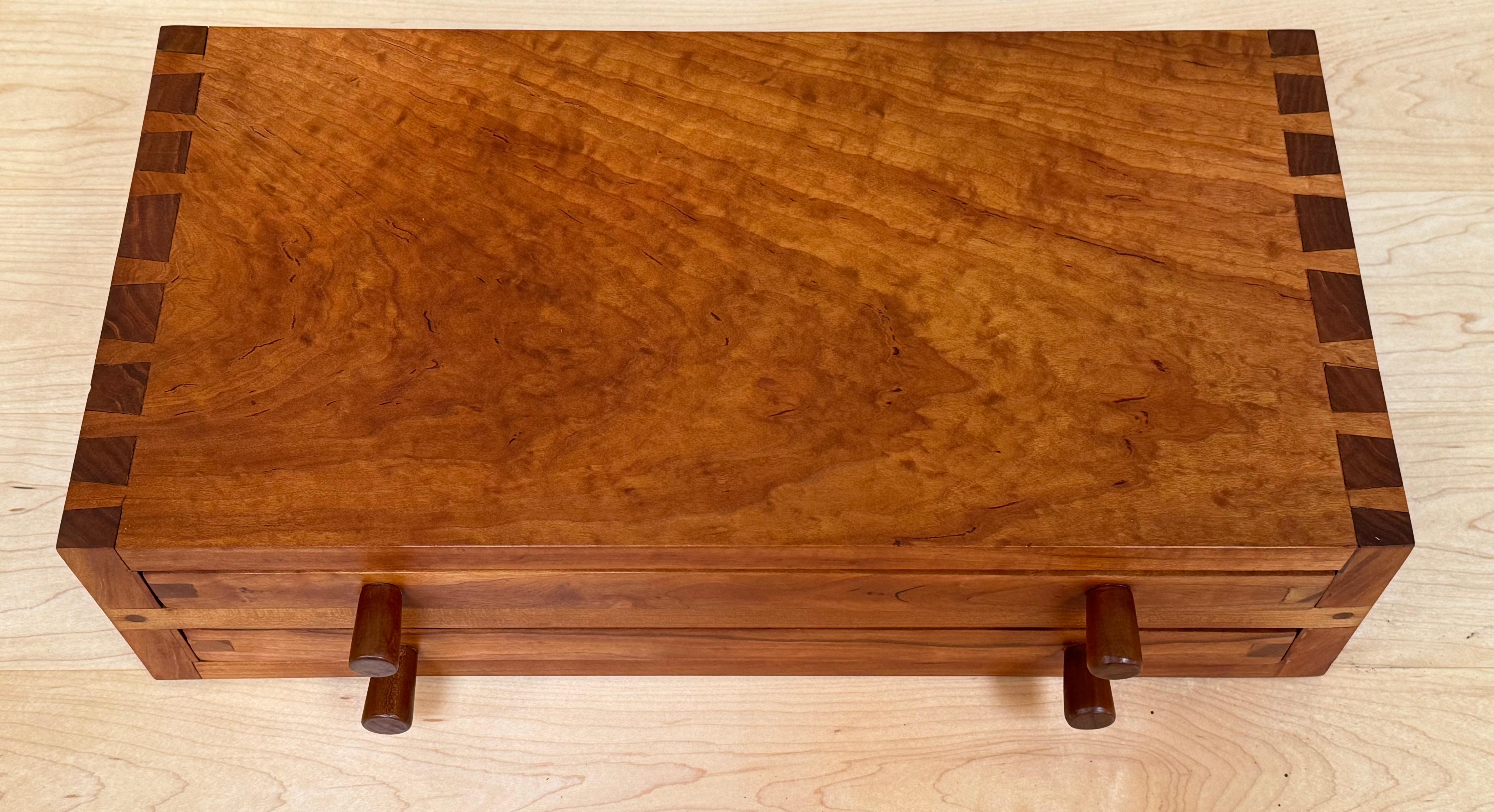1970s Studio Made Jewelry Box in Birds Eye Maple In Good Condition In Oakland, CA