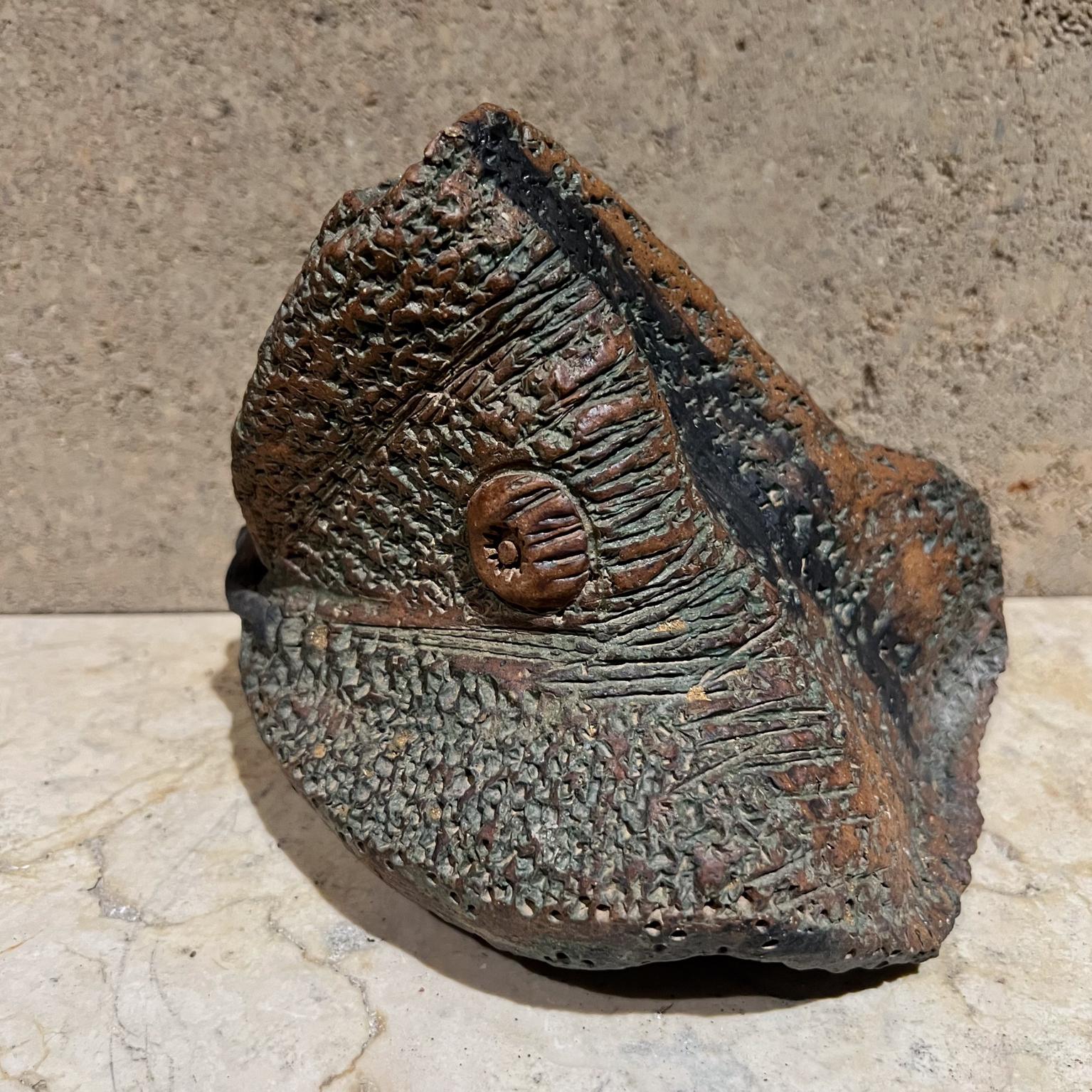 1970s Studio Pottery Abstract Textured Triangular Object For Sale 7