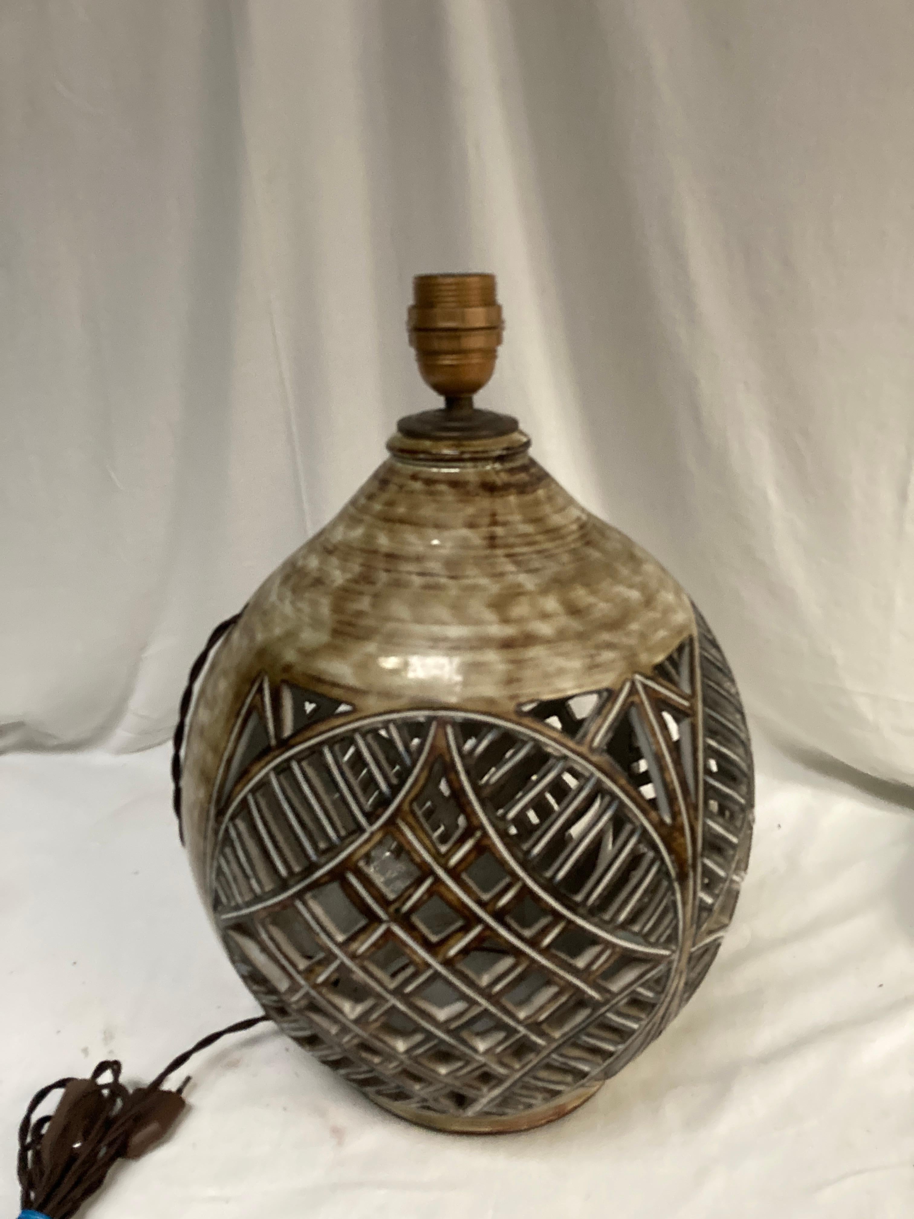 Lámpara de cerámica Studio Pottery de 1970 de Le Vieux Moulin Vallauris en venta 5