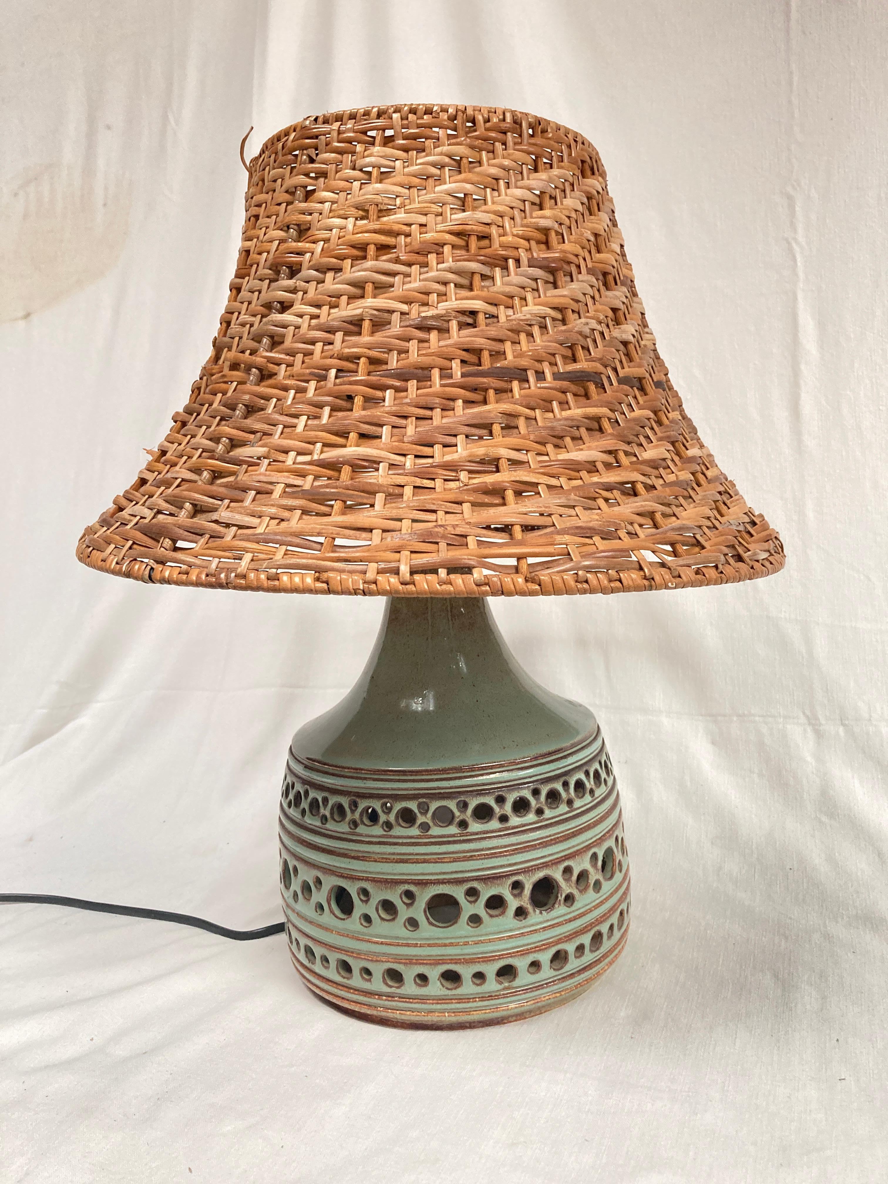 Lámpara de cerámica Studio Pottery de 1970 de Vallauris Francés en venta