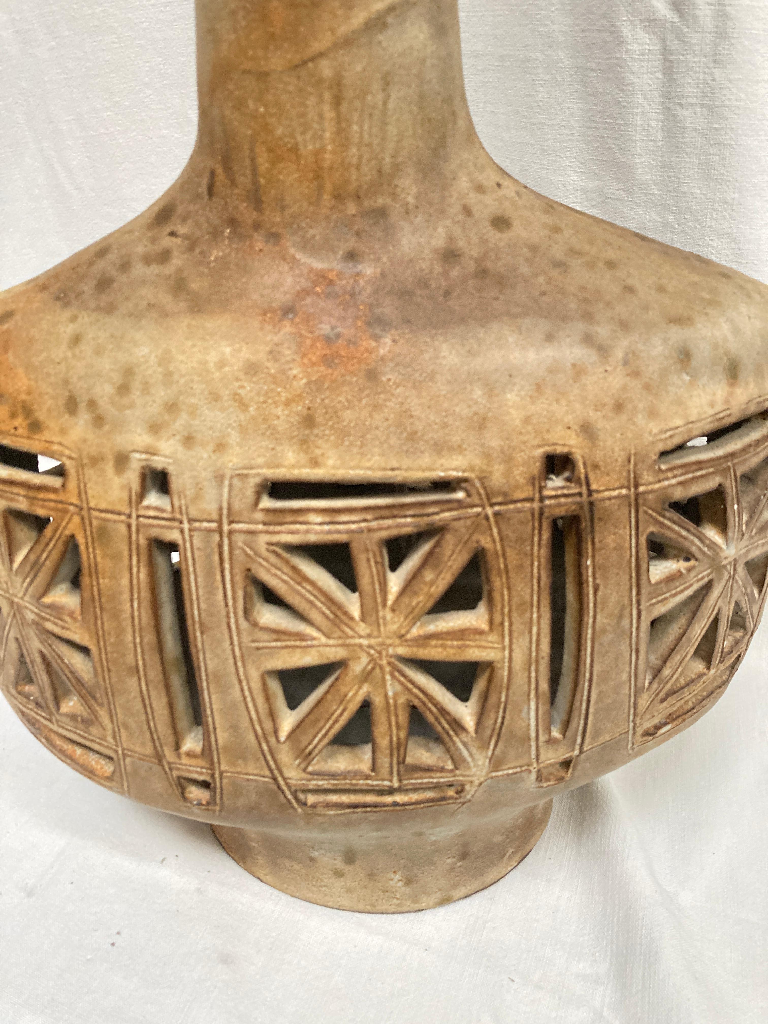1970's Studio pottery ceramic lamp by Vallauris In Good Condition For Sale In Bois-Colombes, FR