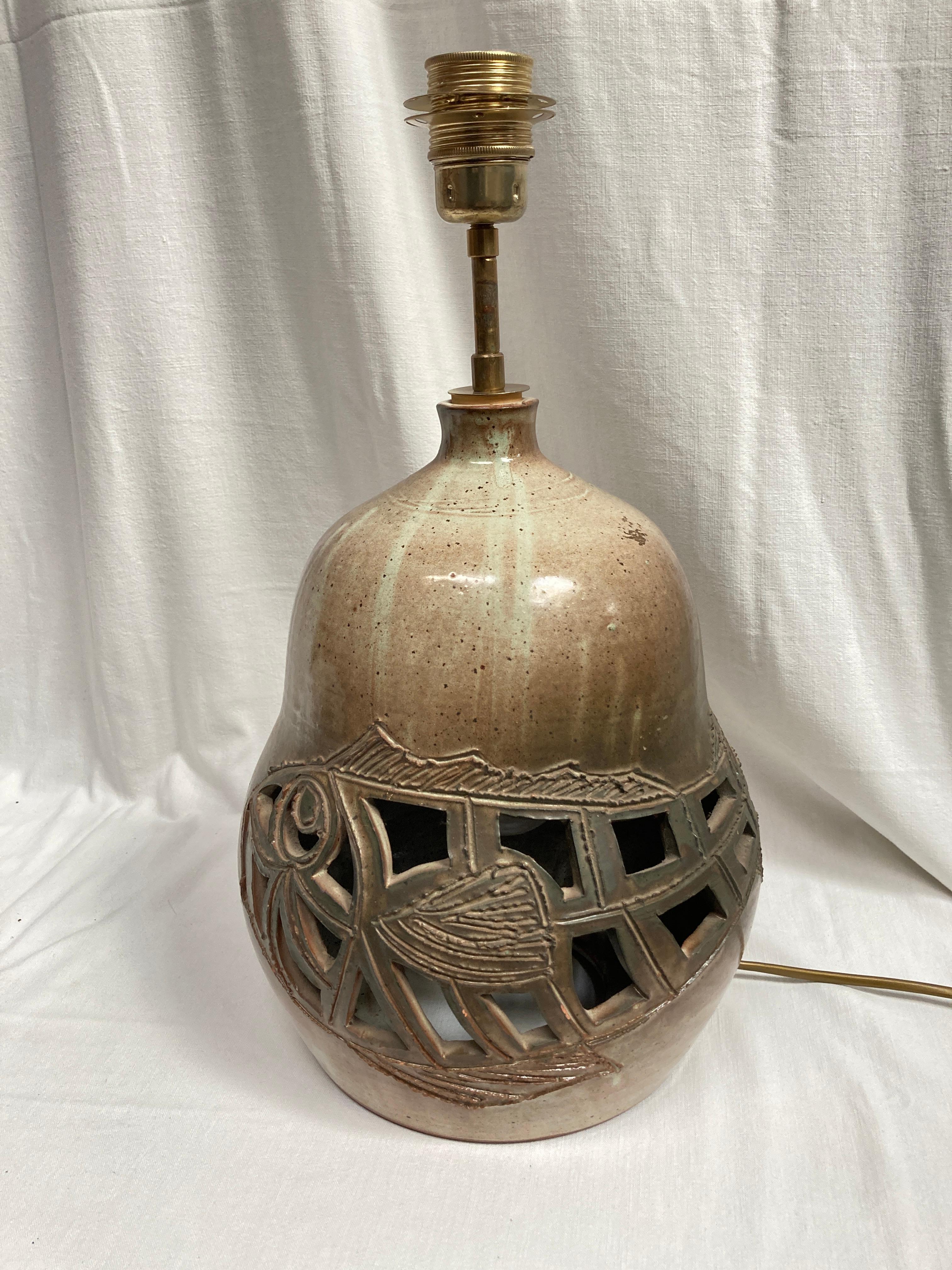 Lámpara de cerámica Studio Pottery de 1970 de Vallauris en Bueno estado para la venta en Bois-Colombes, FR