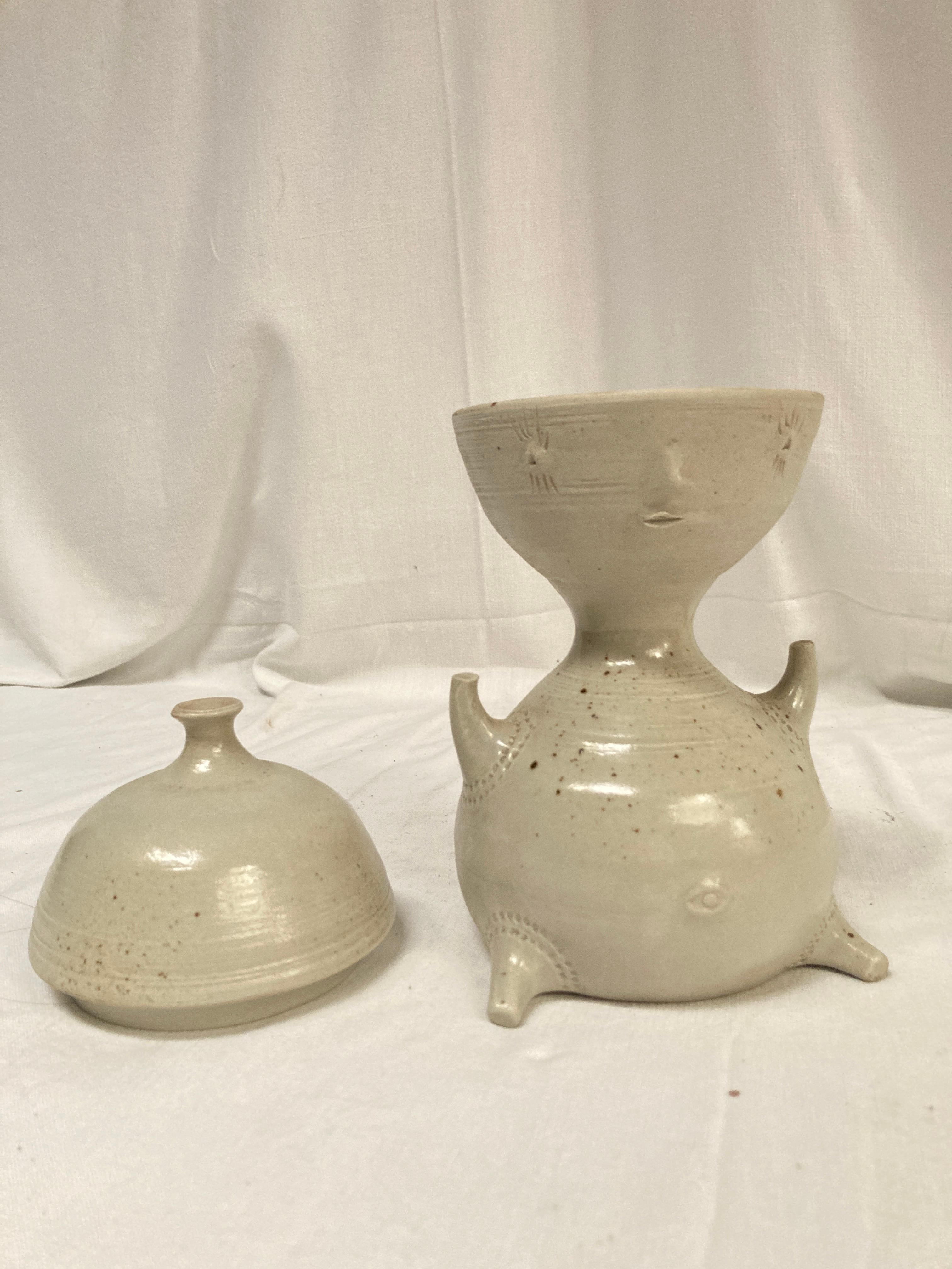 Vaso in ceramica Studio Pottery del 1970 di Vallauris In condizioni buone in vendita a New York, NY