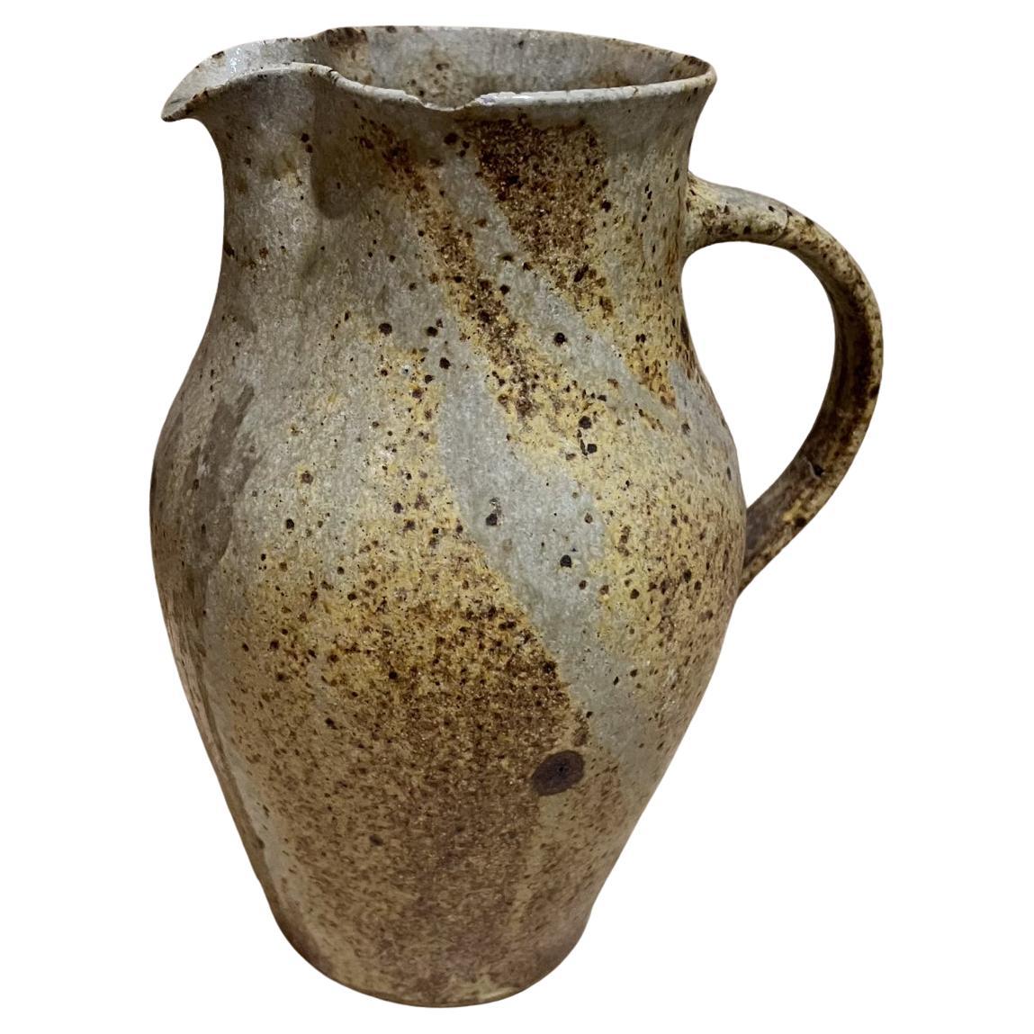 Brocca in gres scultoreo di Studio Pottery degli anni '70 In condizioni buone in vendita a Chula Vista, CA