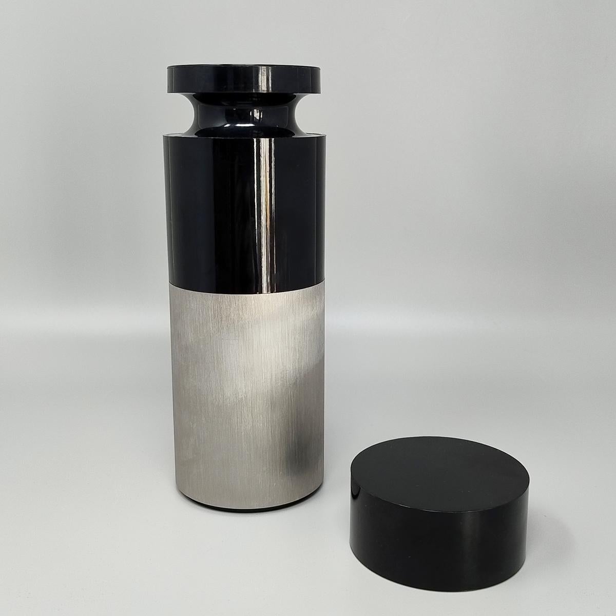 Mid-Century Modern Superbe shaker Cini & Nils des années 1970 par OPI Milano. Fabriqué en Italie en vente
