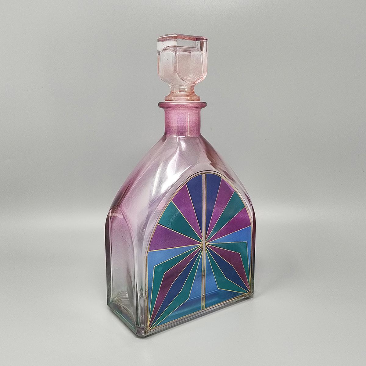 italien Superbe carafe ou bouteille décorative des années 1970 par Luigi Bormioli. Fabriqué en Italie en vente