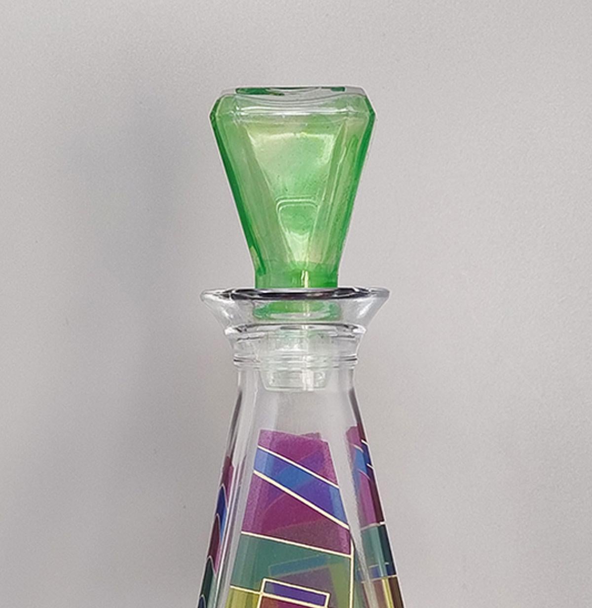 Superbe carafe ou bouteille décorative des années 1970 par Luigi Bormioli. Fabriqué en Italie Excellent état - En vente à Milano, IT