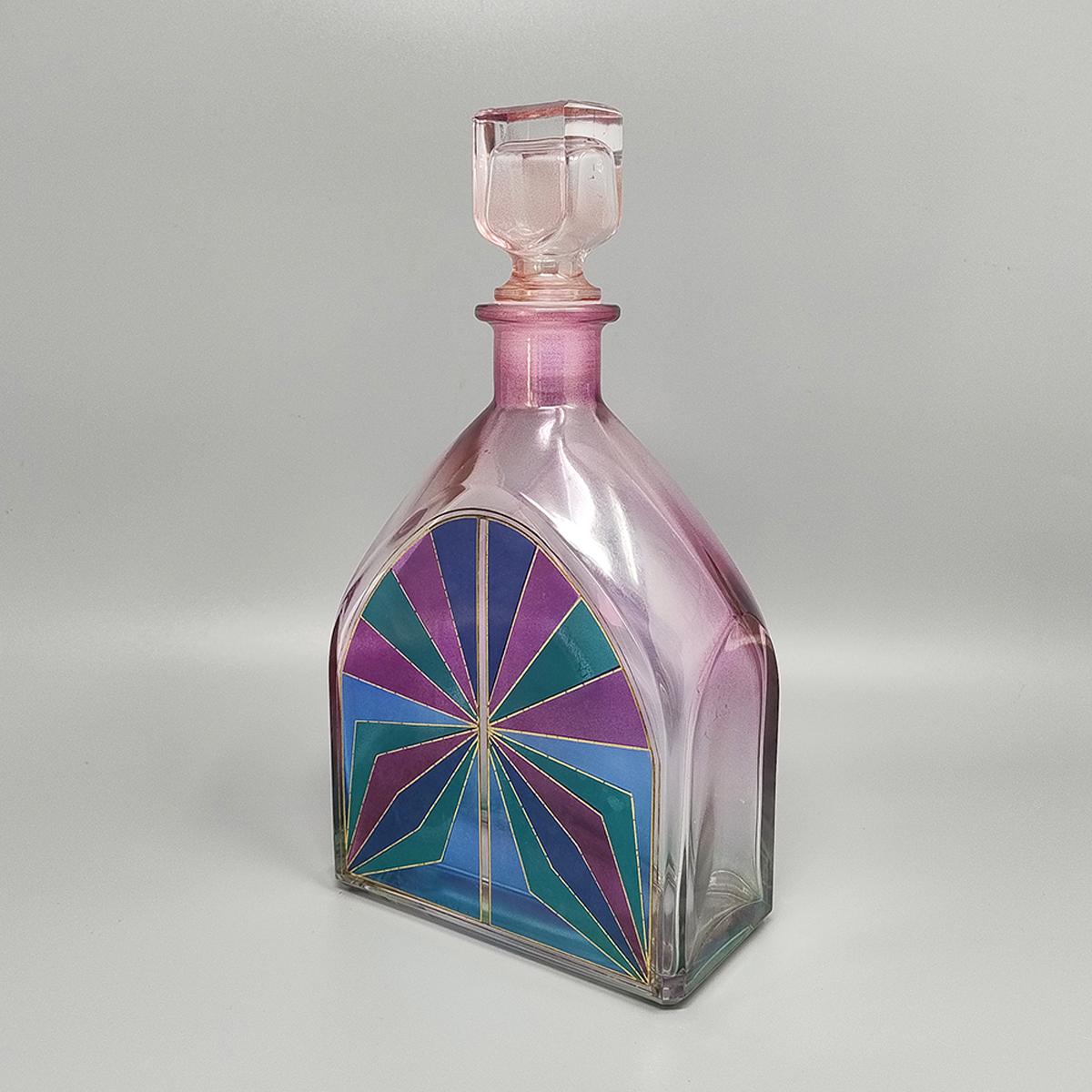 Superbe carafe ou bouteille décorative des années 1970 par Luigi Bormioli. Fabriqué en Italie Excellent état - En vente à Milano, IT