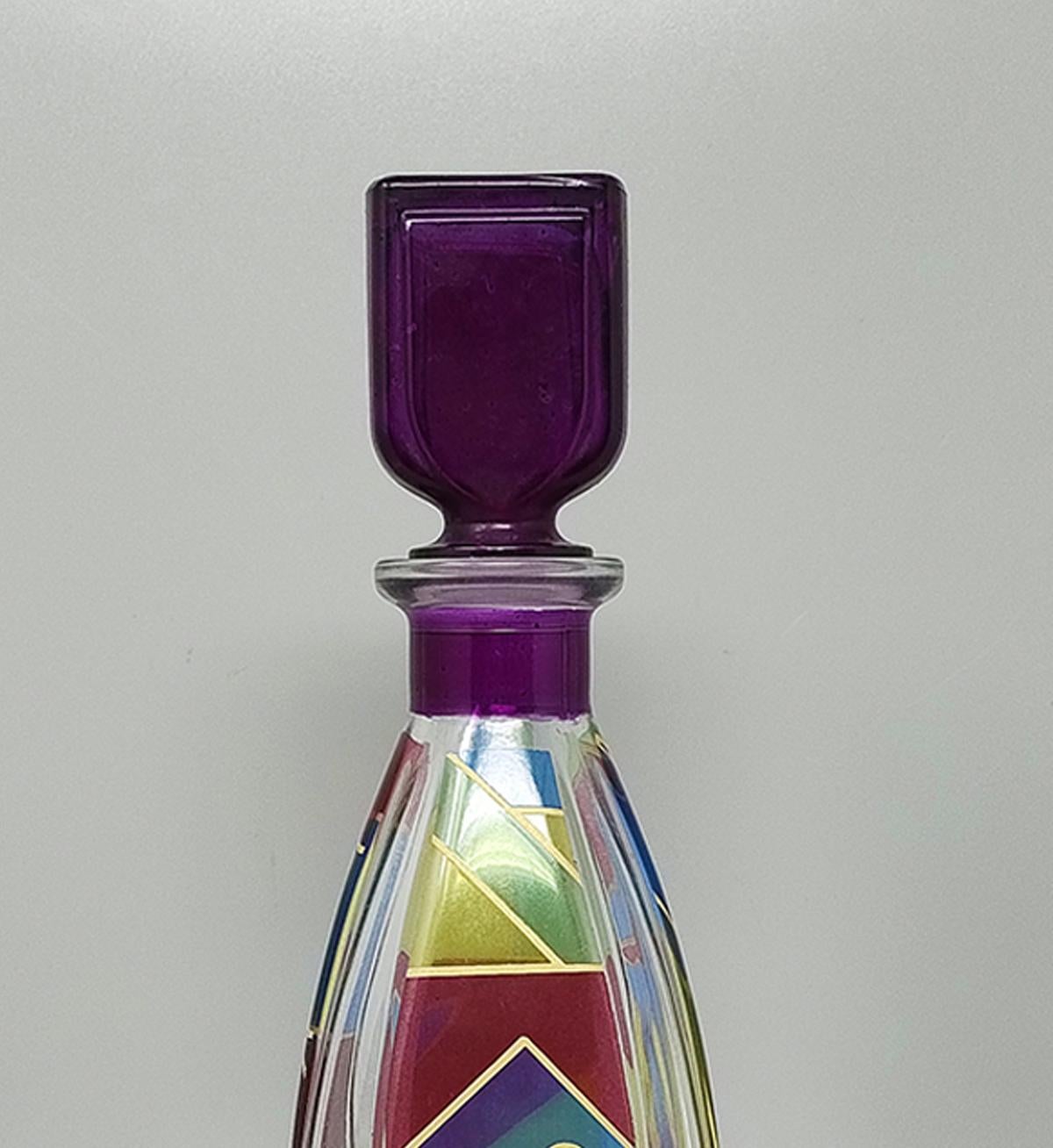 Cristal Superbe carafe ou bouteille décorative des années 1970 par Luigi Bormioli. Fabriqué en Italie en vente