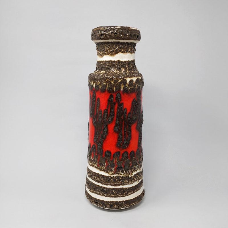1970er Jahre Atemberaubende Original Big Scheurich Lava Vase in ausgezeichnetem Zustand.
Diese Vase ist wunderschön, sie scheint eine Skulptur zu sein.
Abmessungen:
Durchmesser 4,72