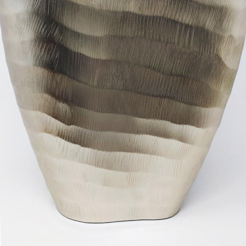 1970er Jahre Atemberaubendes Vasenpaar aus Keramik, hergestellt in Italien im Angebot 3