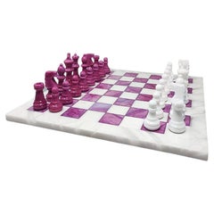 1970s Impresionante Juego de Ajedrez Rosa y Blanco en Alabastro de Volterra Hecho a Mano en I