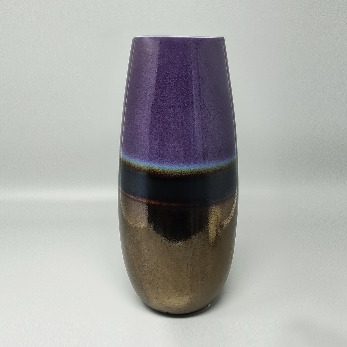 Vaso A Space Age degli anni '70 in ceramica di Brambilla. Made in Italy, è in ottime condizioni
diam 5,90