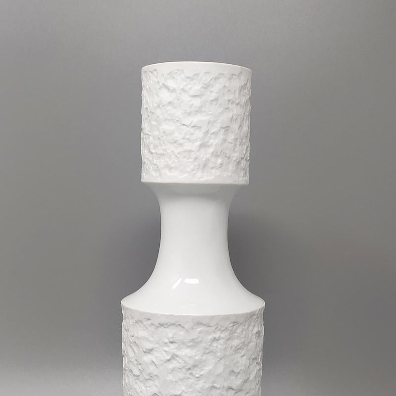 1970s Stunning Space Age White Vase in Bavaria's Porcelain, Made in Germany In Excellent Condition For Sale In Milano, IT