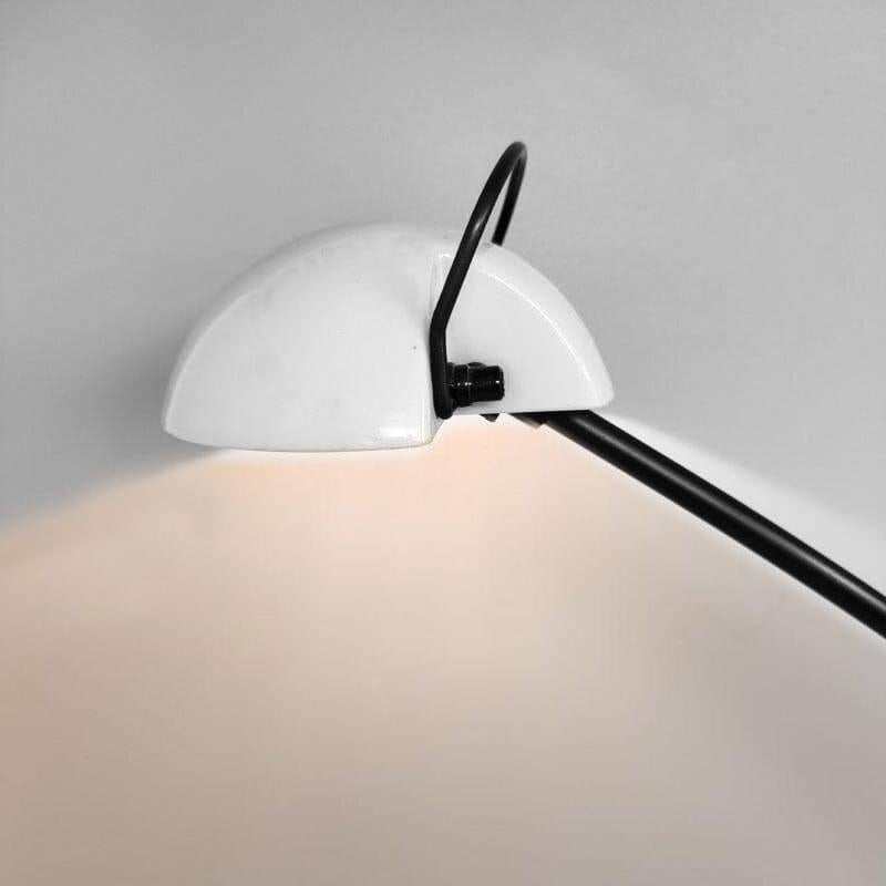 Plastique 1970s Stunning White Table Lamp 