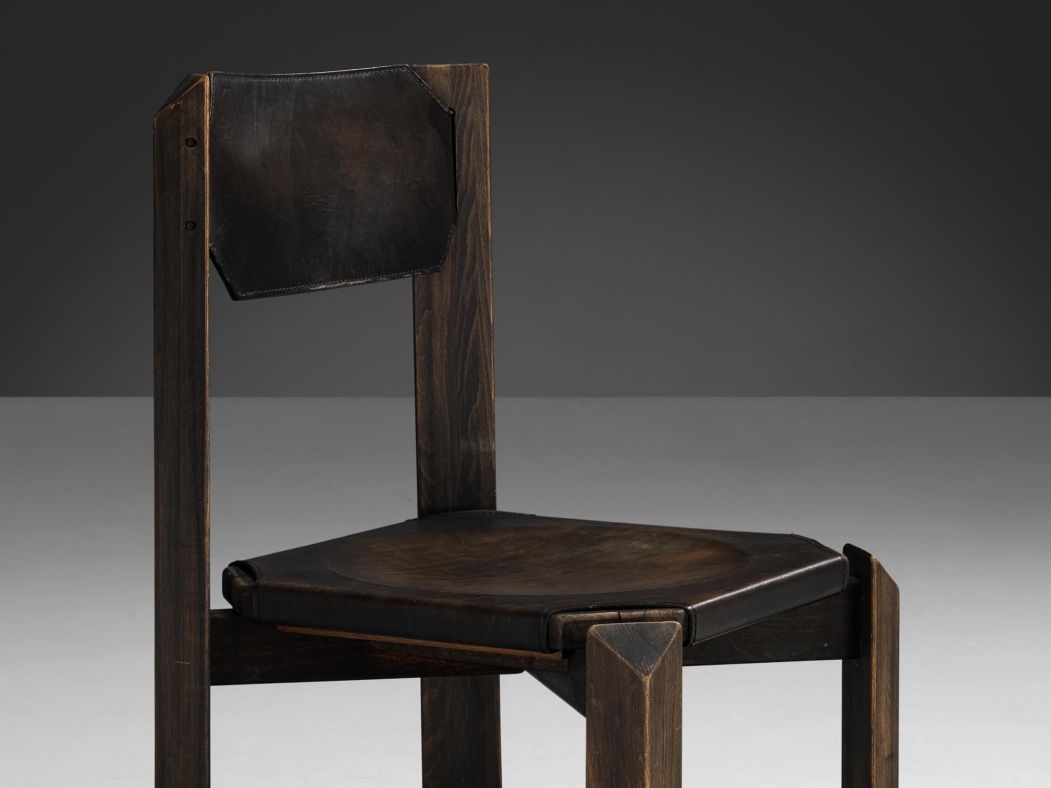 Late 20th Century 1970s Sturdy Dining Chair in Black Leather & Wood with Architectural Design For Sale