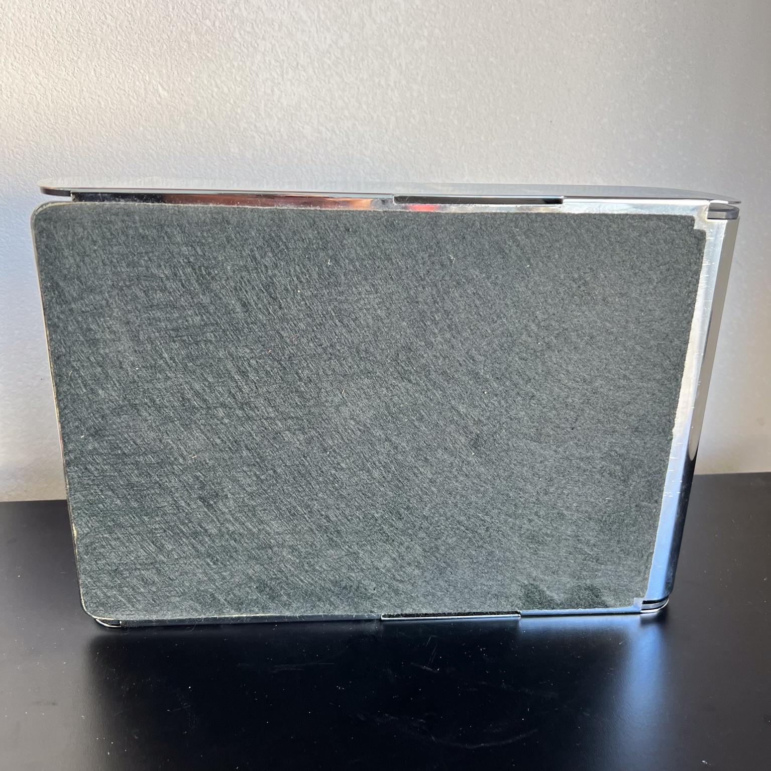 1970er Jahre Sleek Chrom Schreibtisch Organizer File Tray Style Diego Matthai im Angebot 2