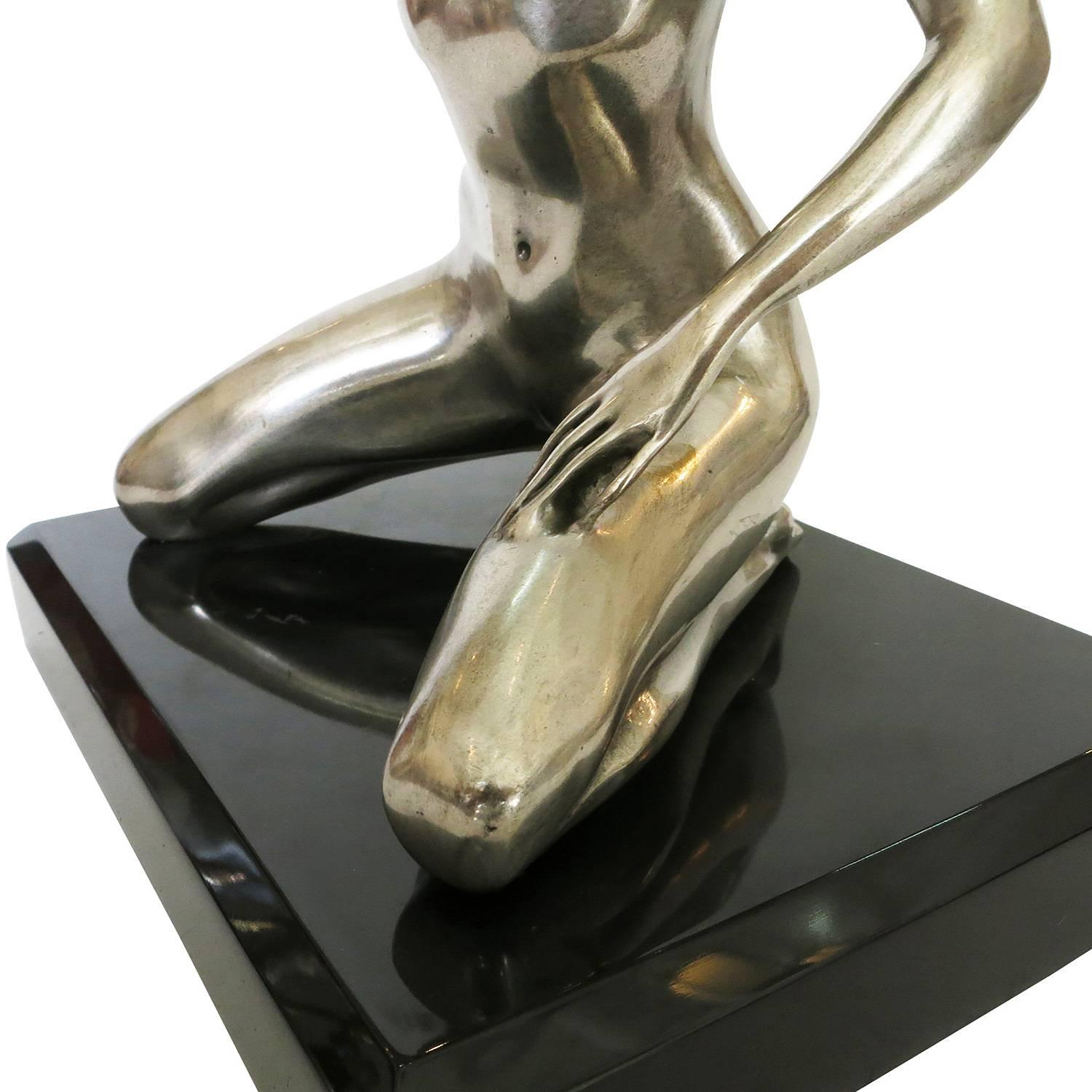 1970s Style Erotic Chromed Bronze Kneeling Nude Statue In Excellent Condition For Sale In Van Nuys, CA