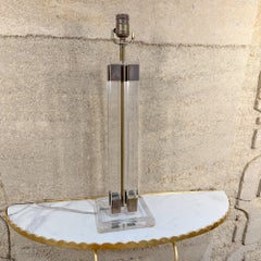 Lampe de bureau Charles Hollis Jones en lucite et laiton des années 1970