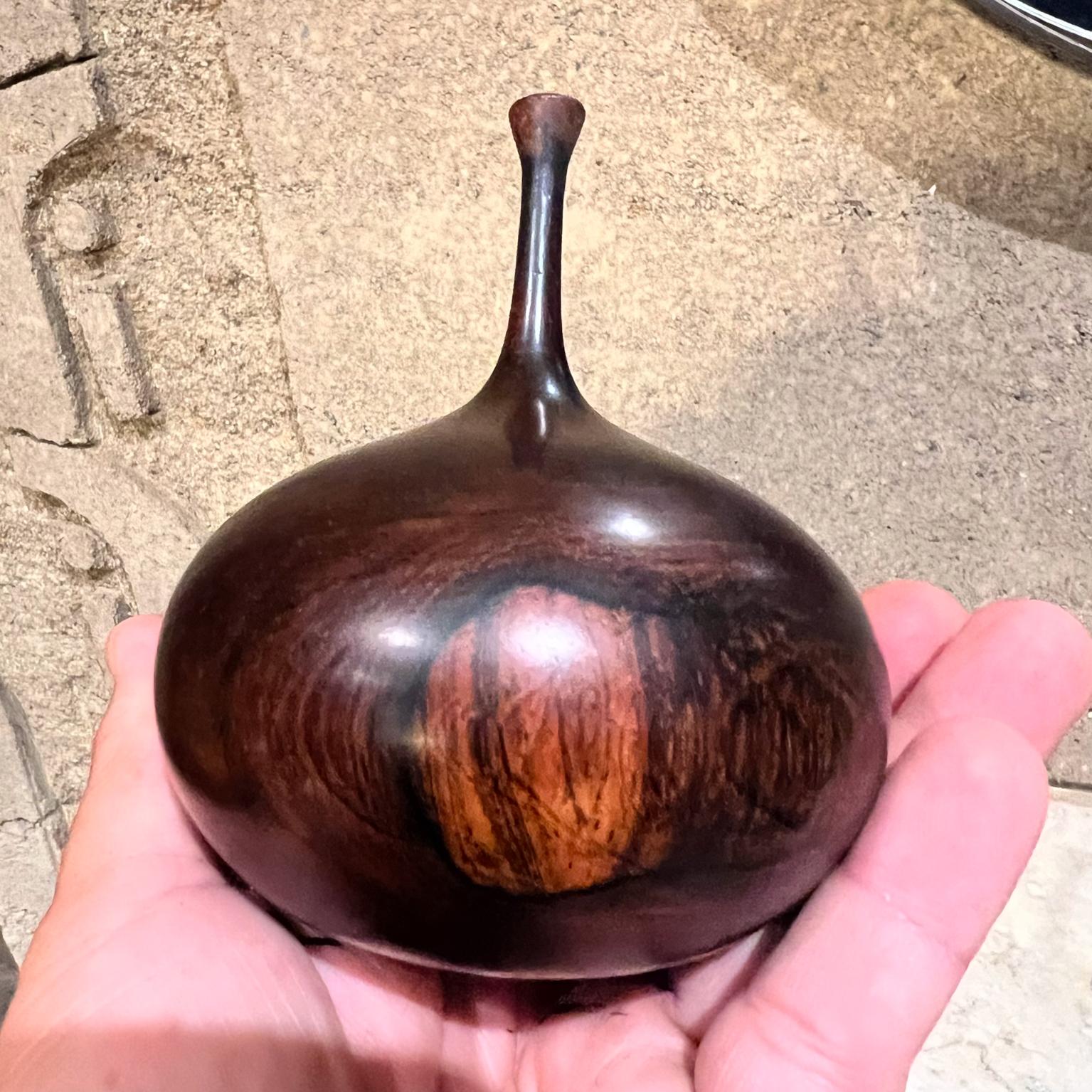 1970s Style of Rude Osolnik Exotic Turned Wood Vessel Weed Pot Vase In Good Condition For Sale In Chula Vista, CA