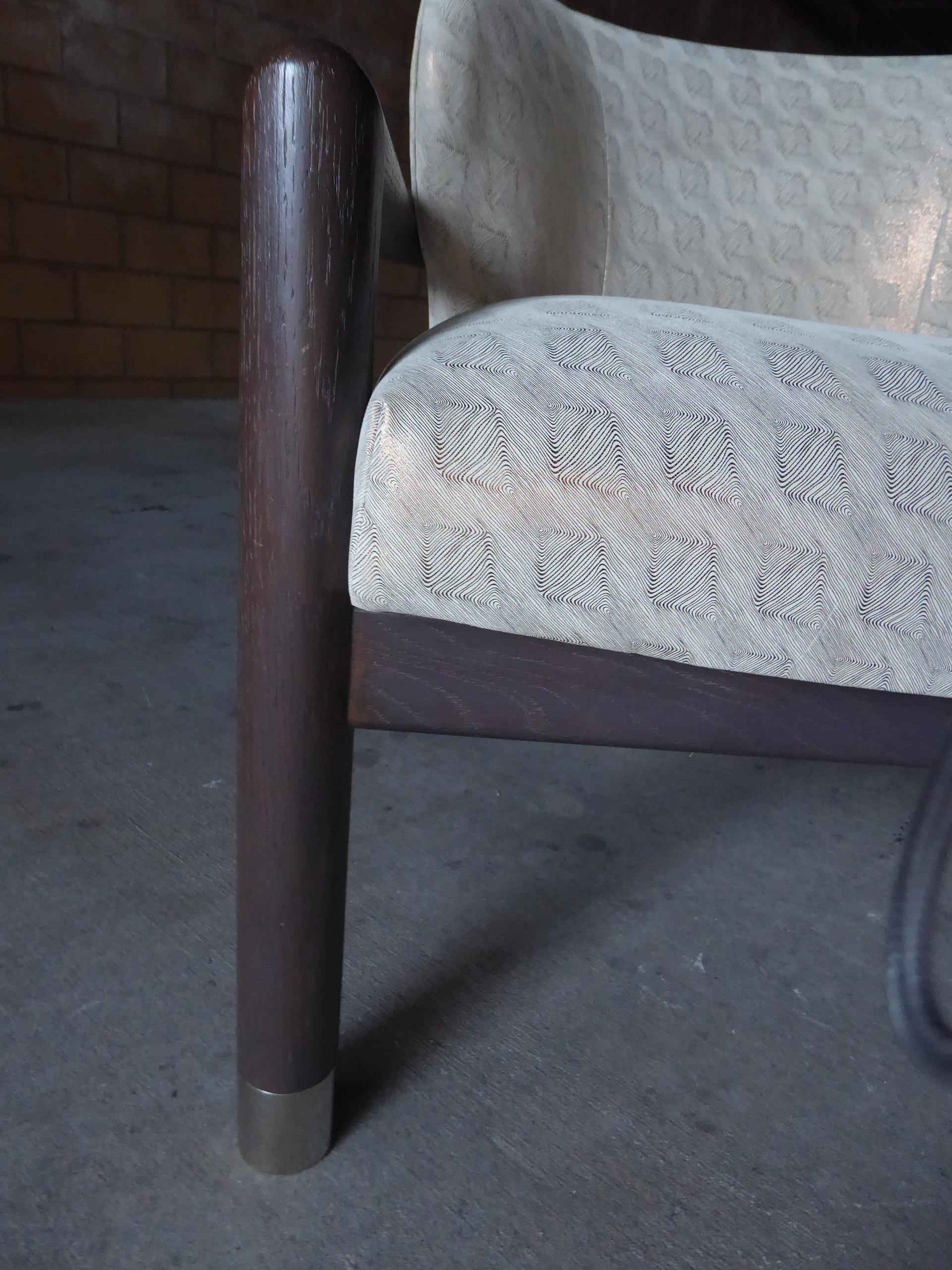 1970s Style Stained Oak Tripod Chair by Christopher Anthony Ltd. In New Condition For Sale In Palm Springs, CA