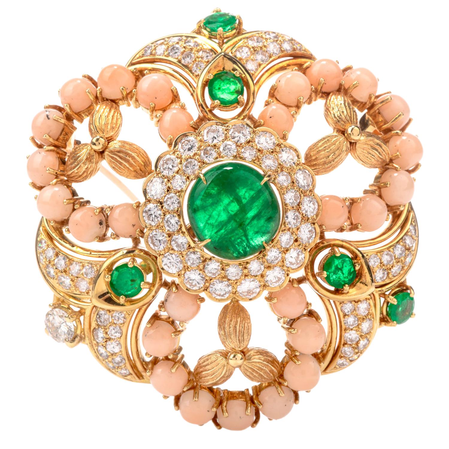 1970s Stylish Circular Diamond Coral Emerald 18 Karat Yellow Gold Pin