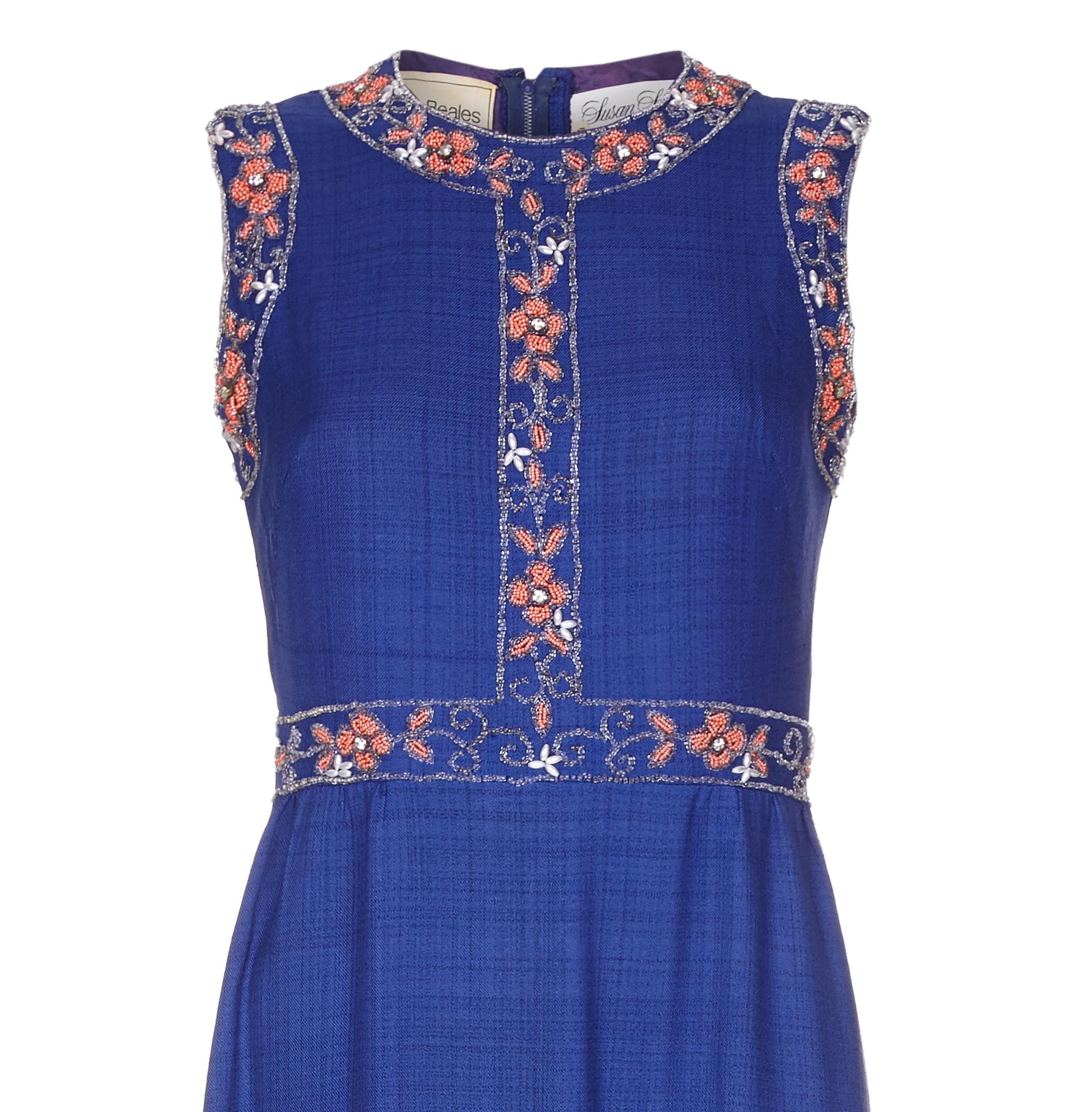 1970s Susan Small Blue Silk Linen Beaded Maxi Dress In Excellent Condition For Sale In London, GB