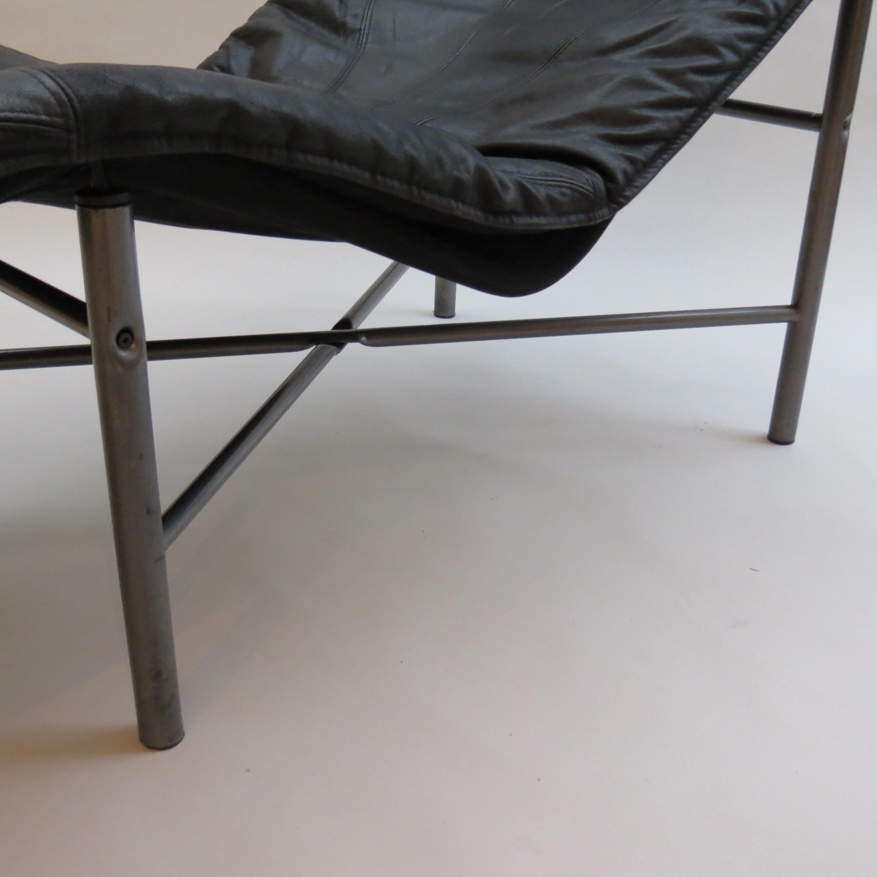 20th Century 1970s Swedish Black Leather Chaise Longue by Tord Bjorklund