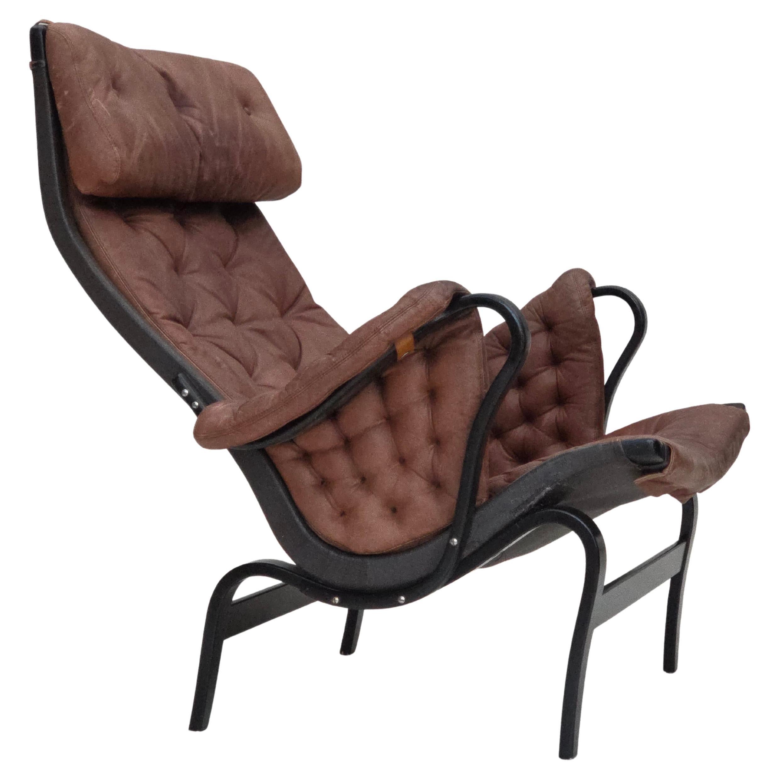 1970s, Swedish design by Bruno Mathsson, model "Pernilla", furniture leather.