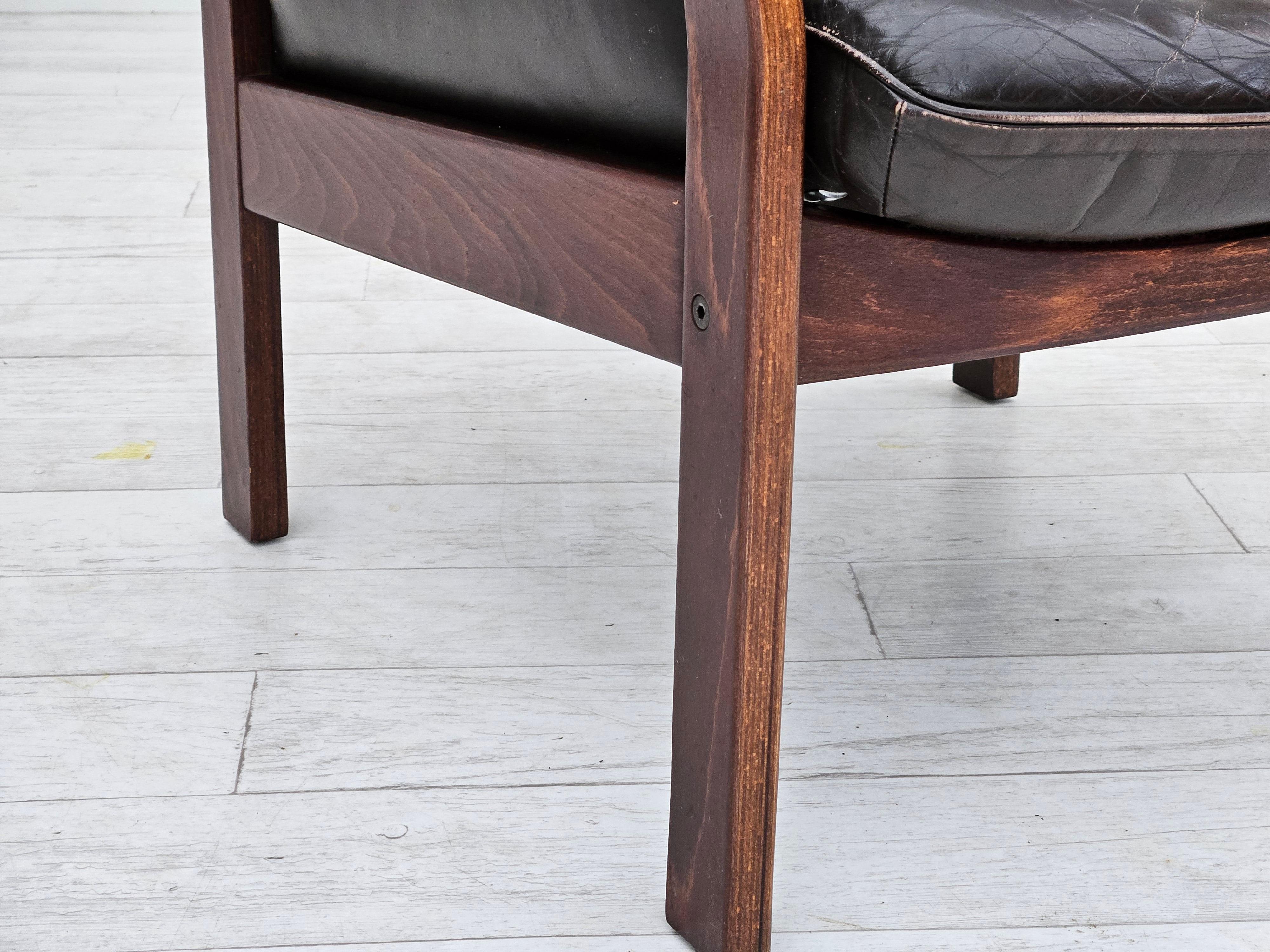 1970s, Swedish design by Göte Möbler adjustable lounge chair, brown leather. For Sale 5