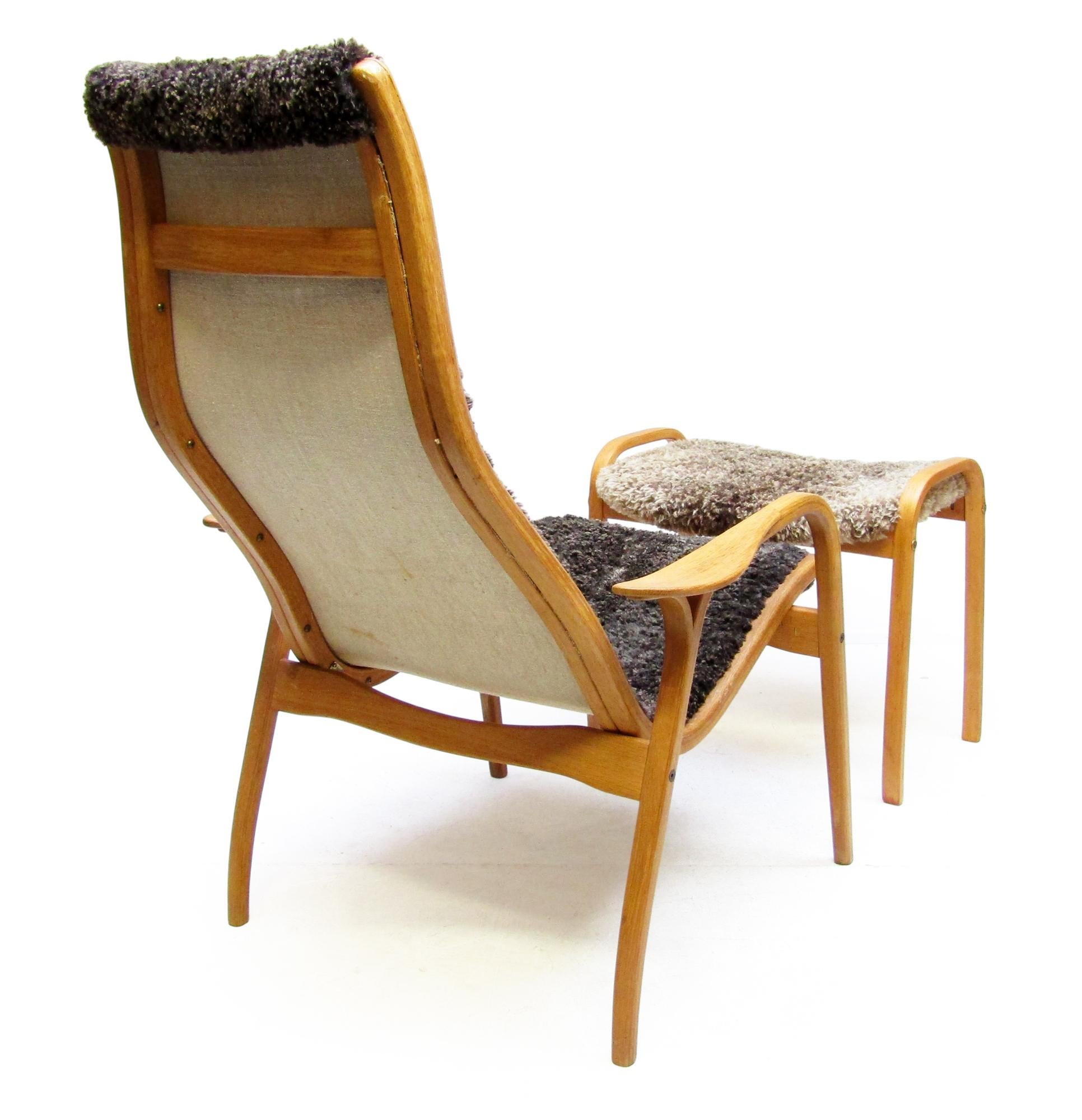 1970s Swedish Lamino Chair & Ottoman in Sheepskin by Yngve Ekstrom for Swedese For Sale 1