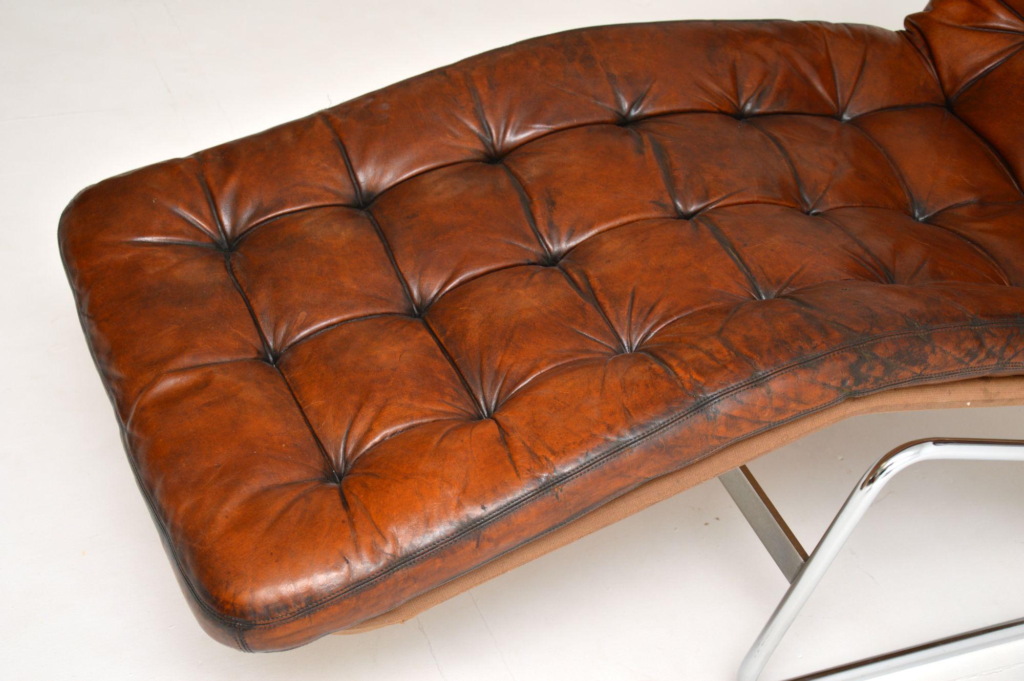 Late 20th Century 1970s Swedish Leather Chaise by Sam Larsson for DUX