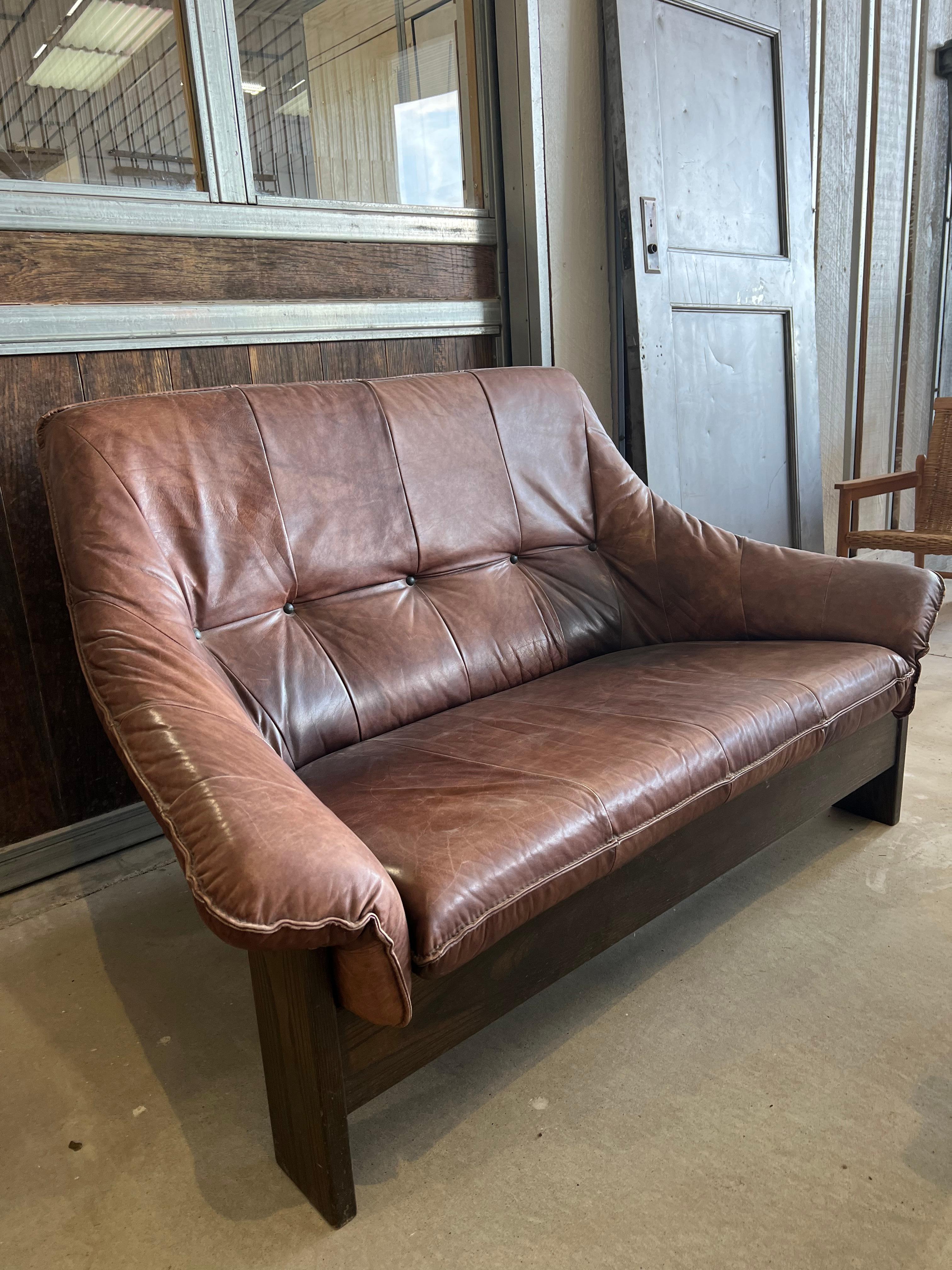 Late 20th Century 1970’s Swedish Leather Settee For Sale