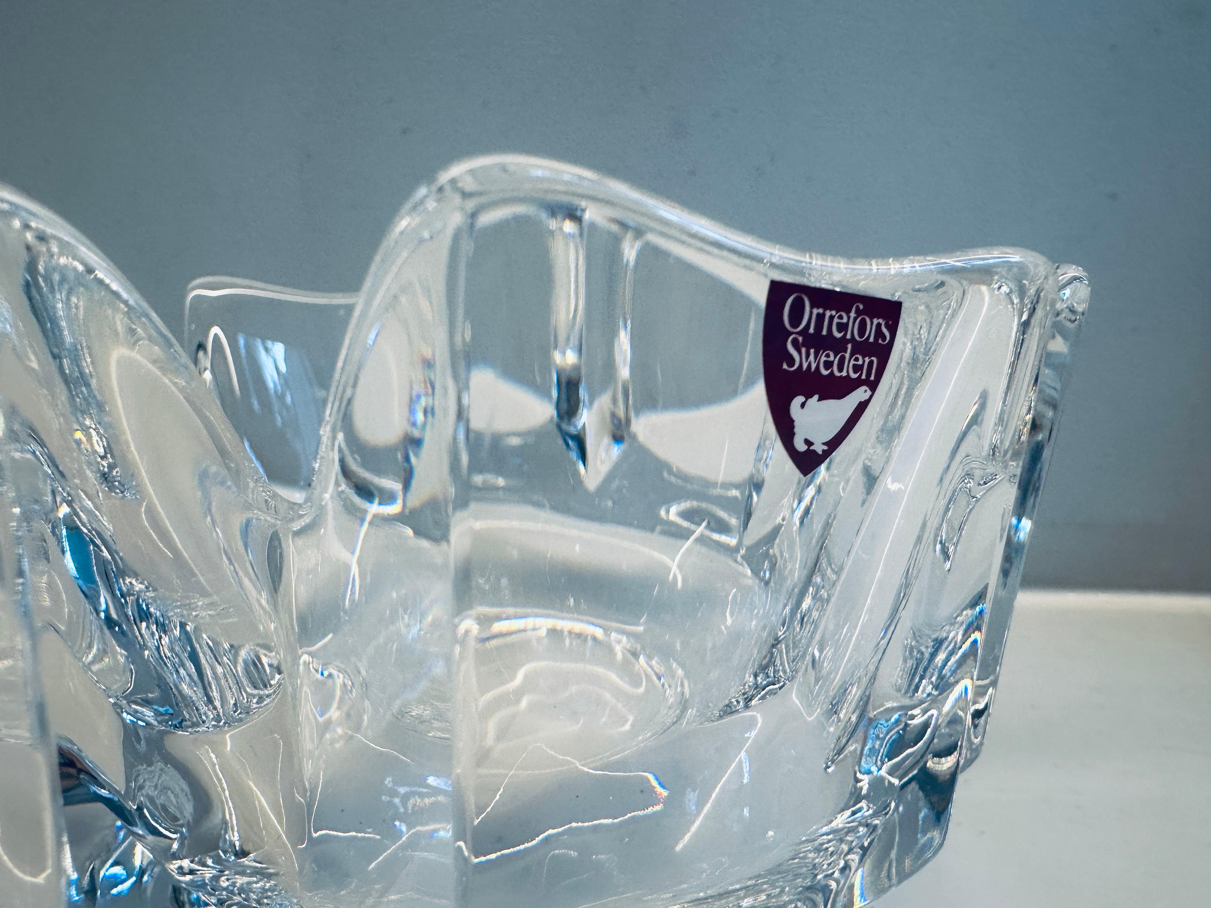 1970 Swedish Orrefors Crystal Glass Corona Bowl by Lars Hellsten No 4884-121 en vente 8