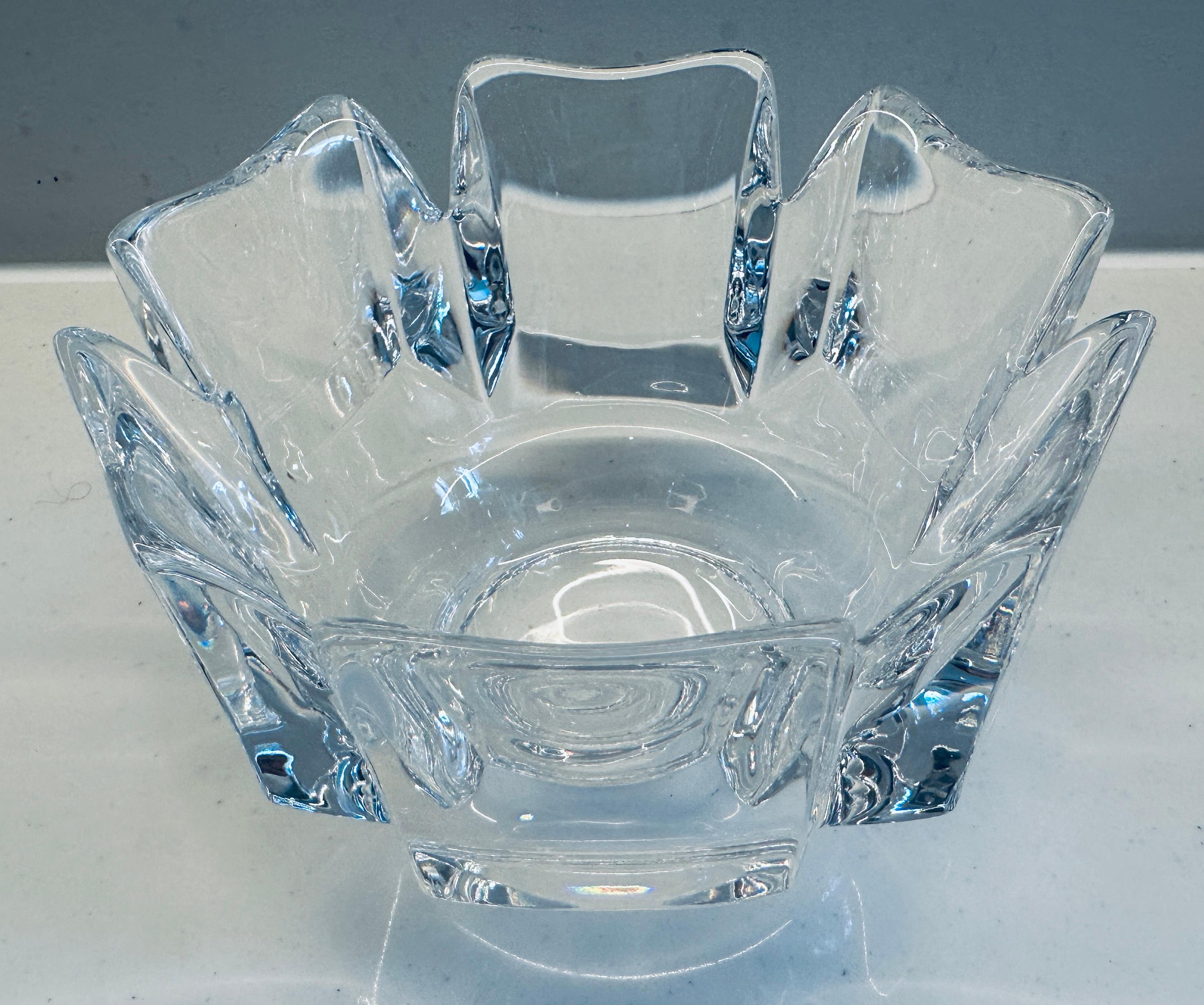 1970 Swedish Orrefors Crystal Glass Corona Bowl by Lars Hellsten No 4884-121 Bon état - En vente à London, GB