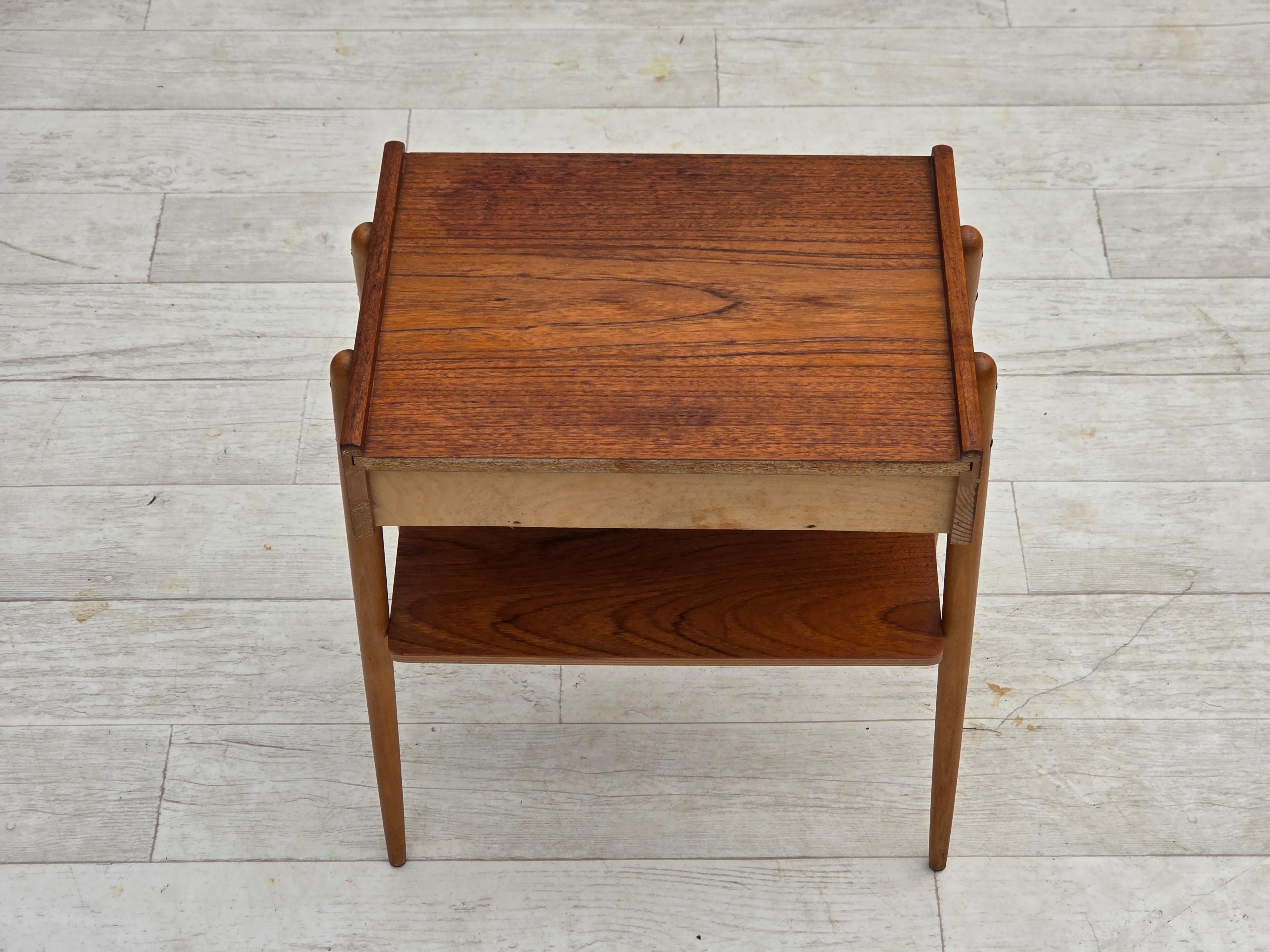 1970s, Swedish side table by AB Carlstrom with drawer, teak wood. in vendita 9